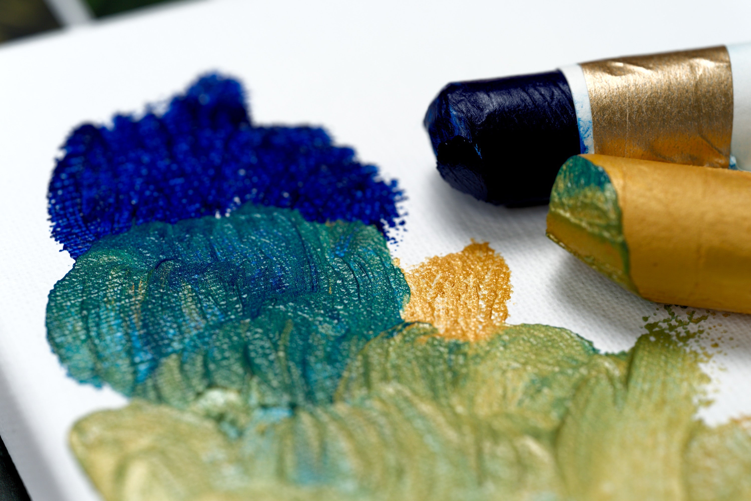 R&F Handmade Paints