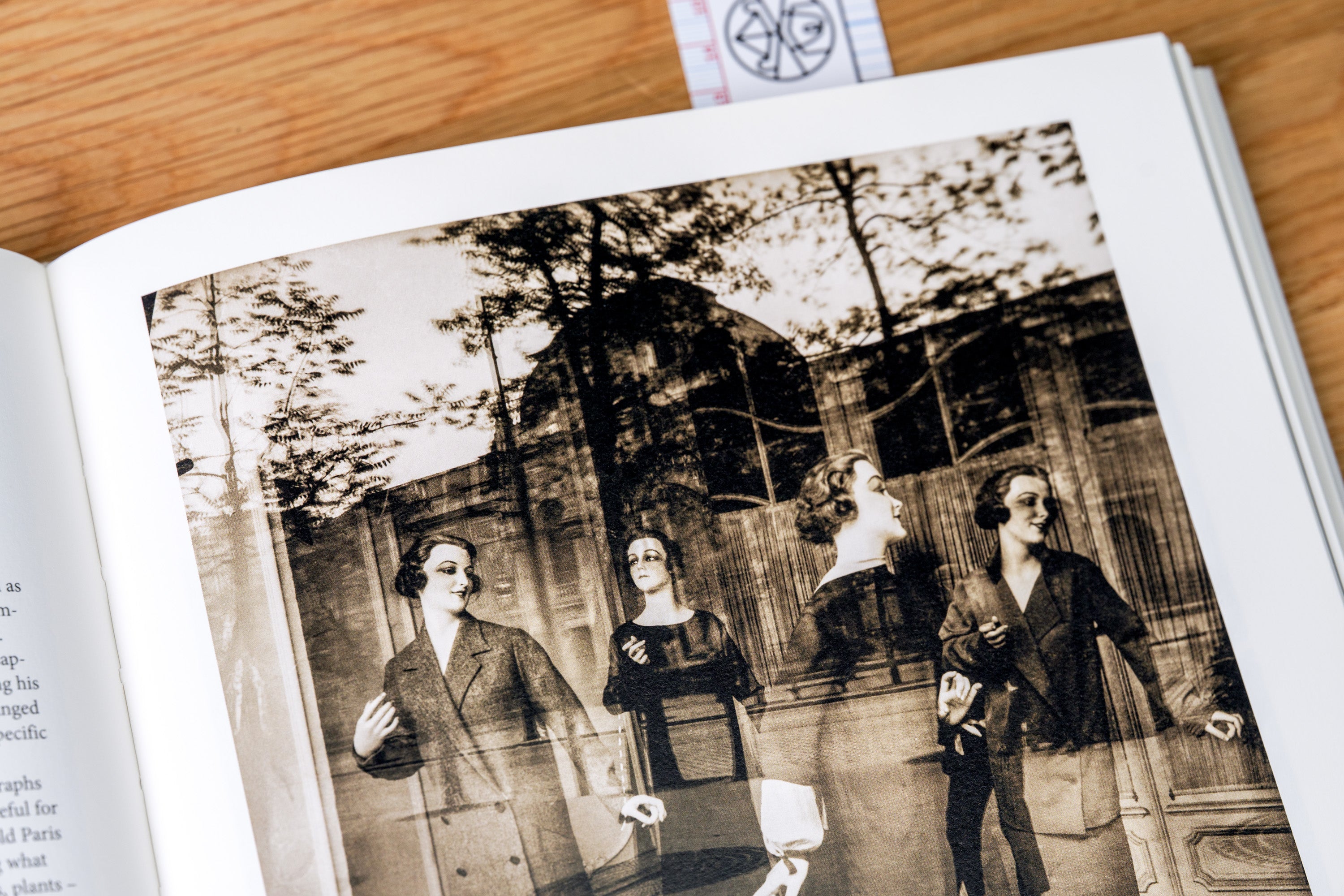 1920s Paris (Basic Art)