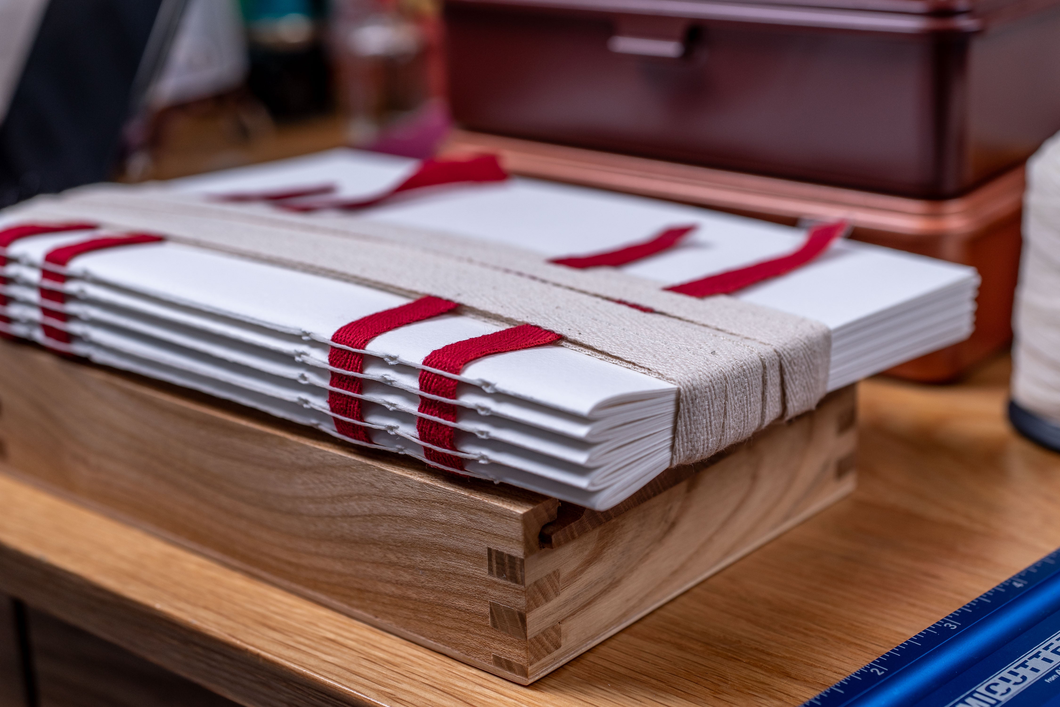 Fabriano Studio Watercolor Paper, 90#, 100 Sheet Pack