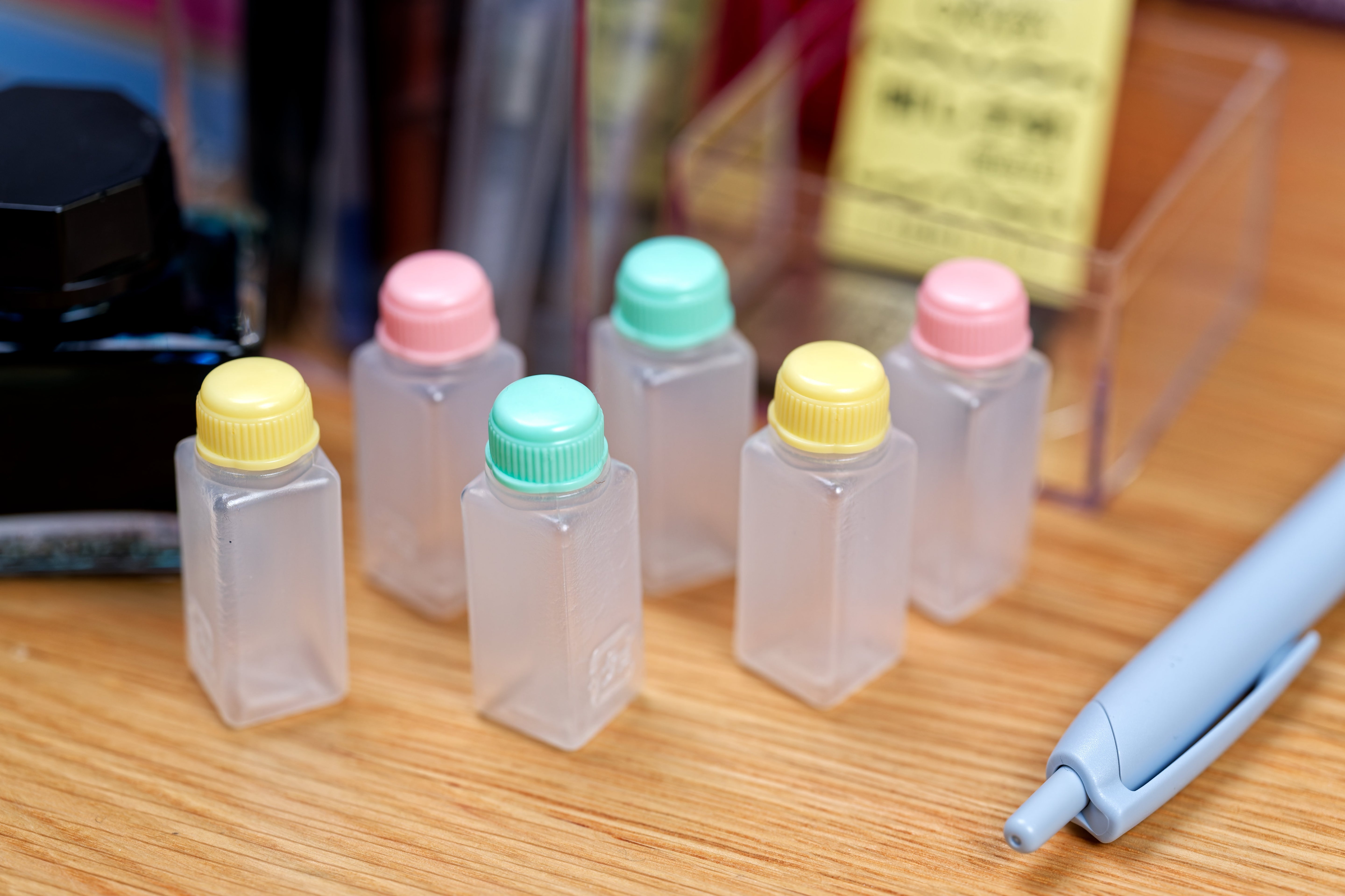 Mini Screw-Top Bottles, 6 mL, Set of 6