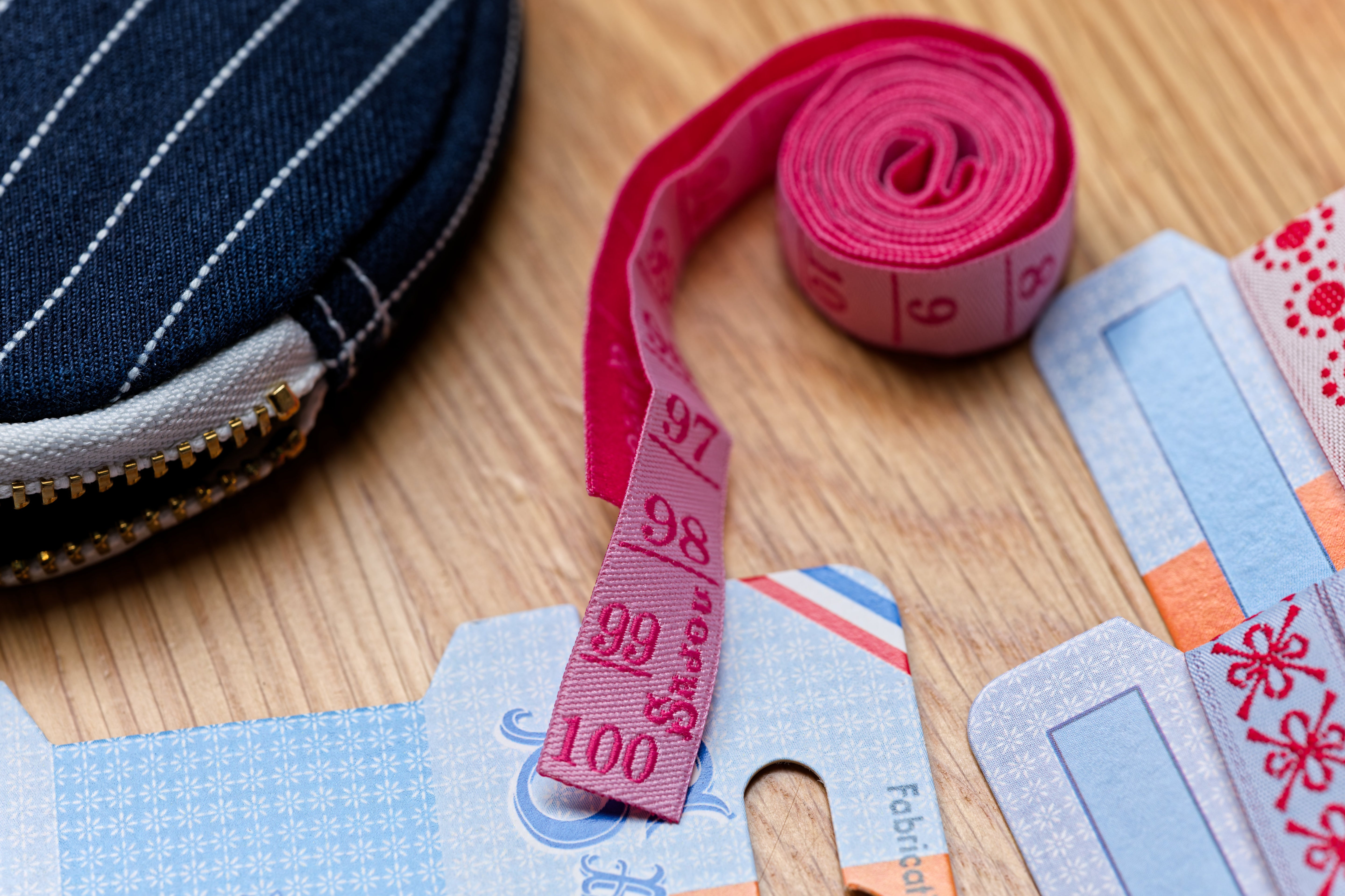Saint-Étienne Woven Ribbon, Pink Ruler