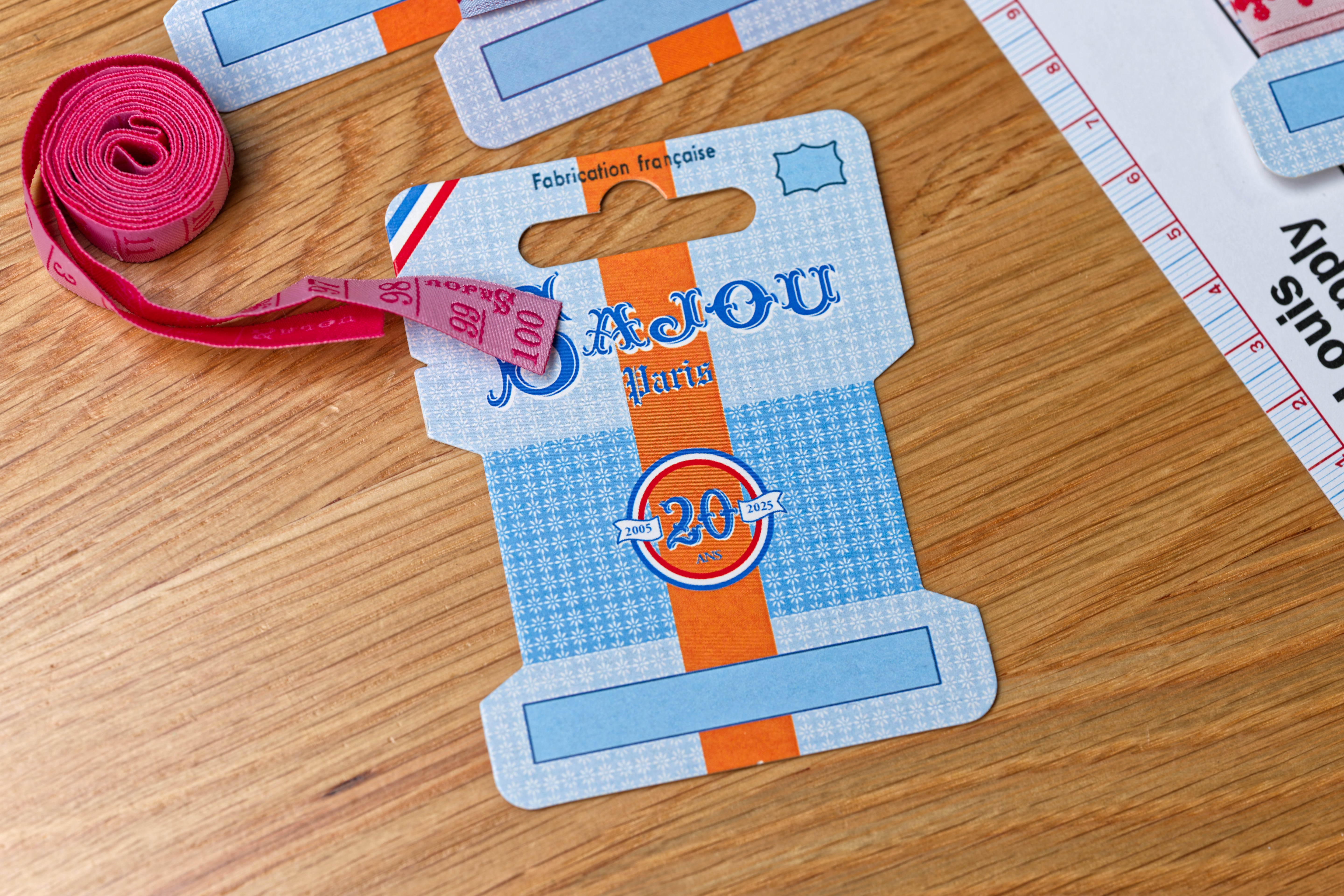 Saint-Étienne Woven Ribbon, Pink Ruler