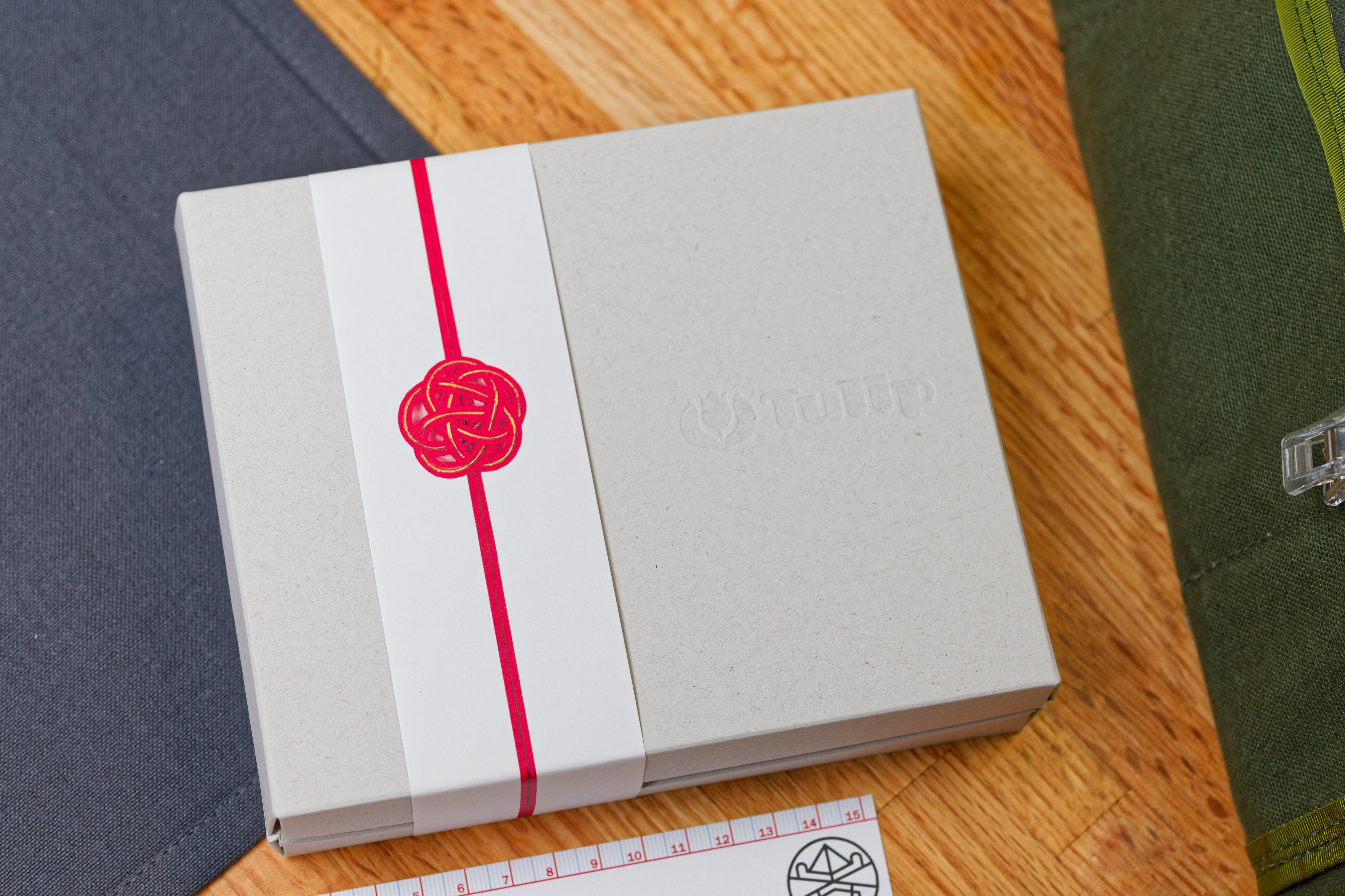 Tulip Needle Deluxe Gift Set