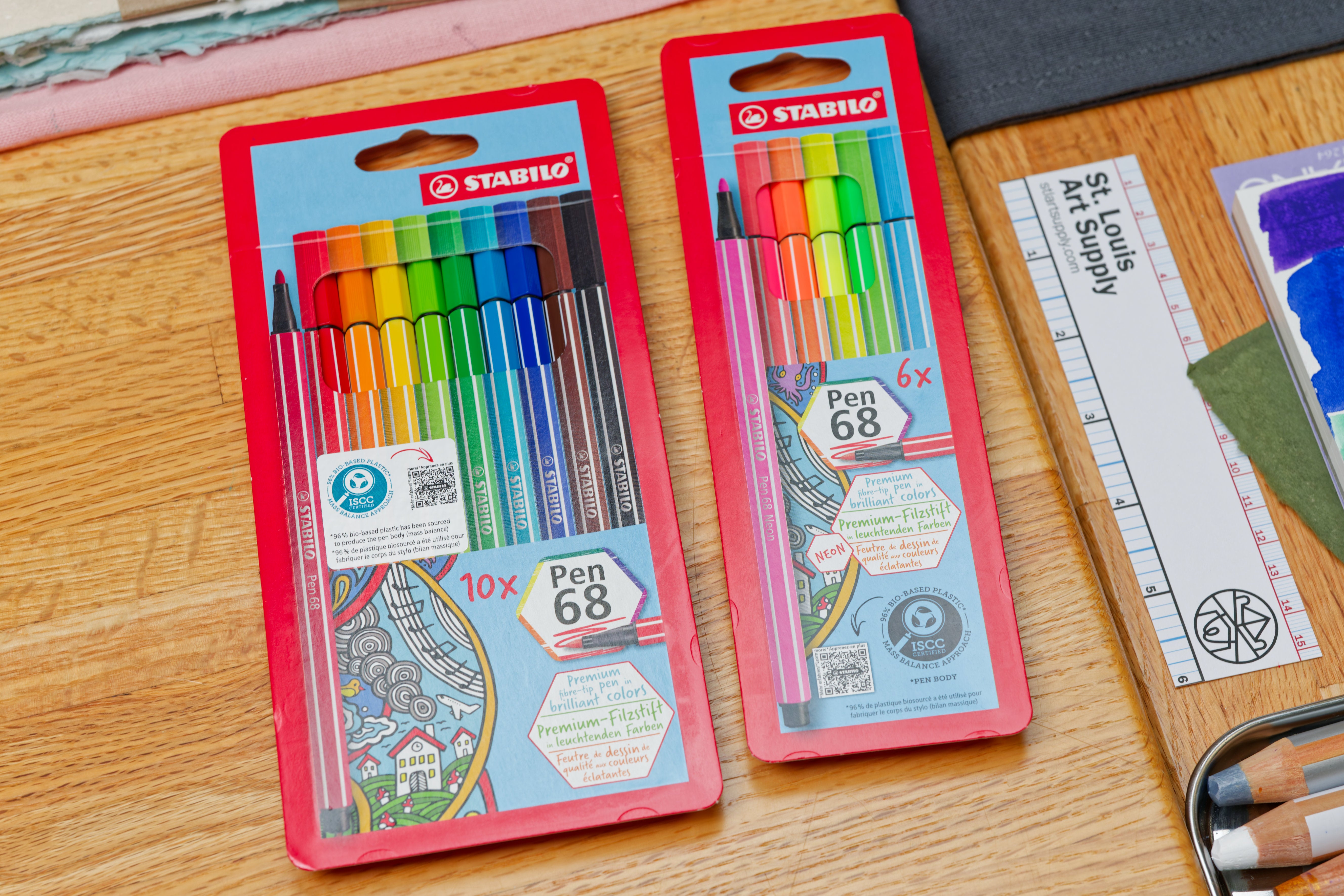 Pen 68 Fine-Tip Markers, Classic Set of 10