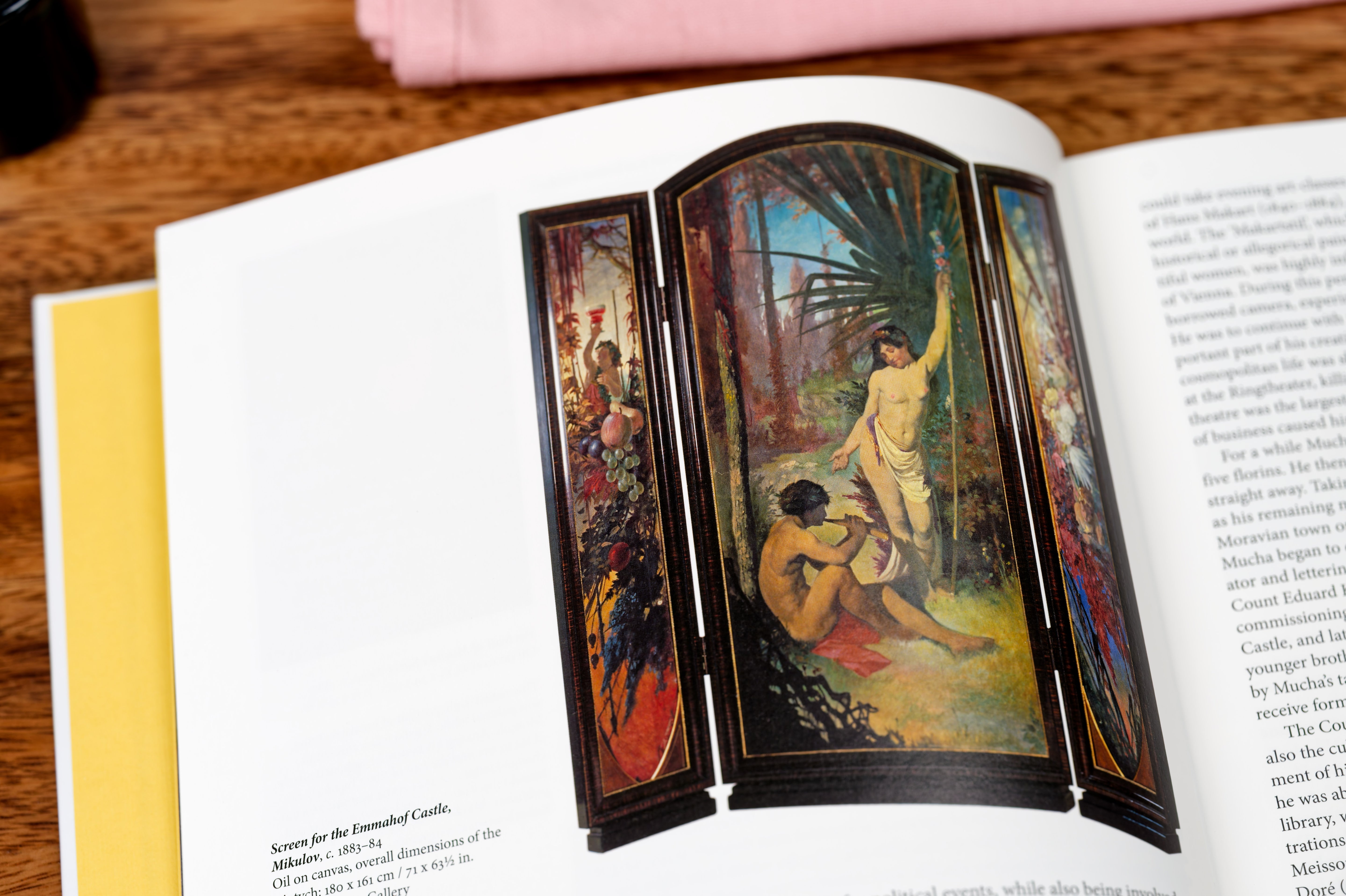 Mucha (Basic Art)