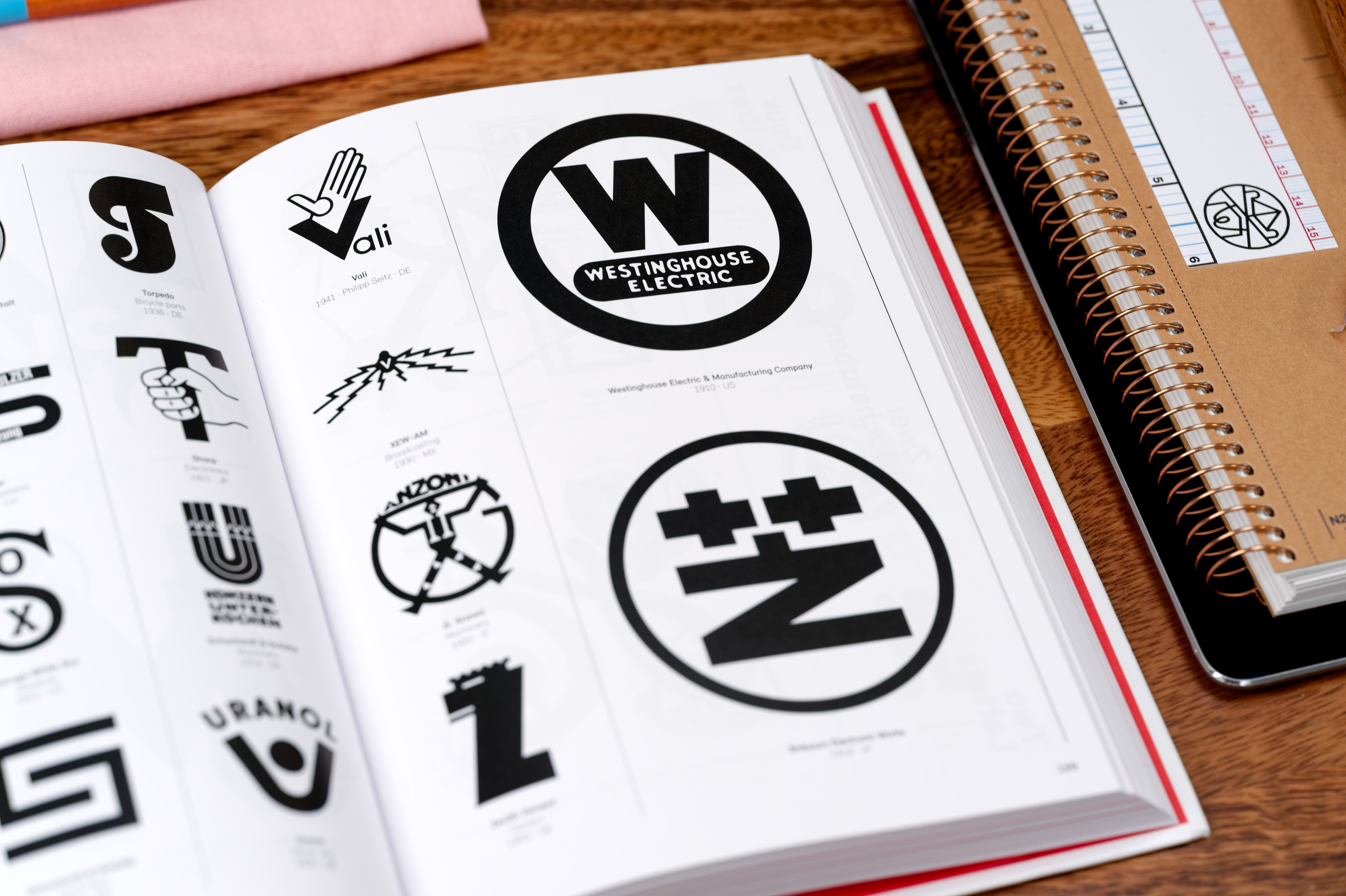 Logo Beginnings / Logo Modernism