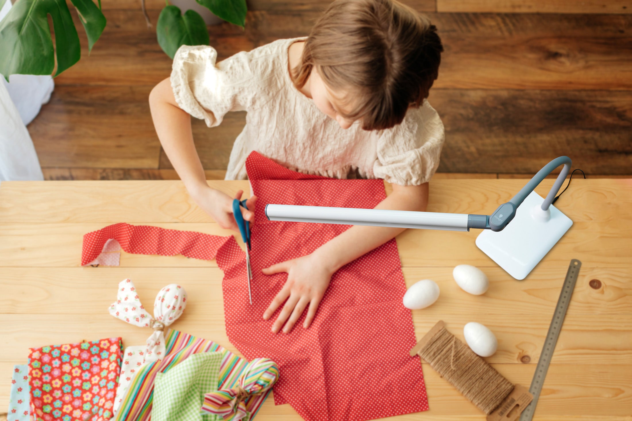 Daylight UnoPro Table Lamp