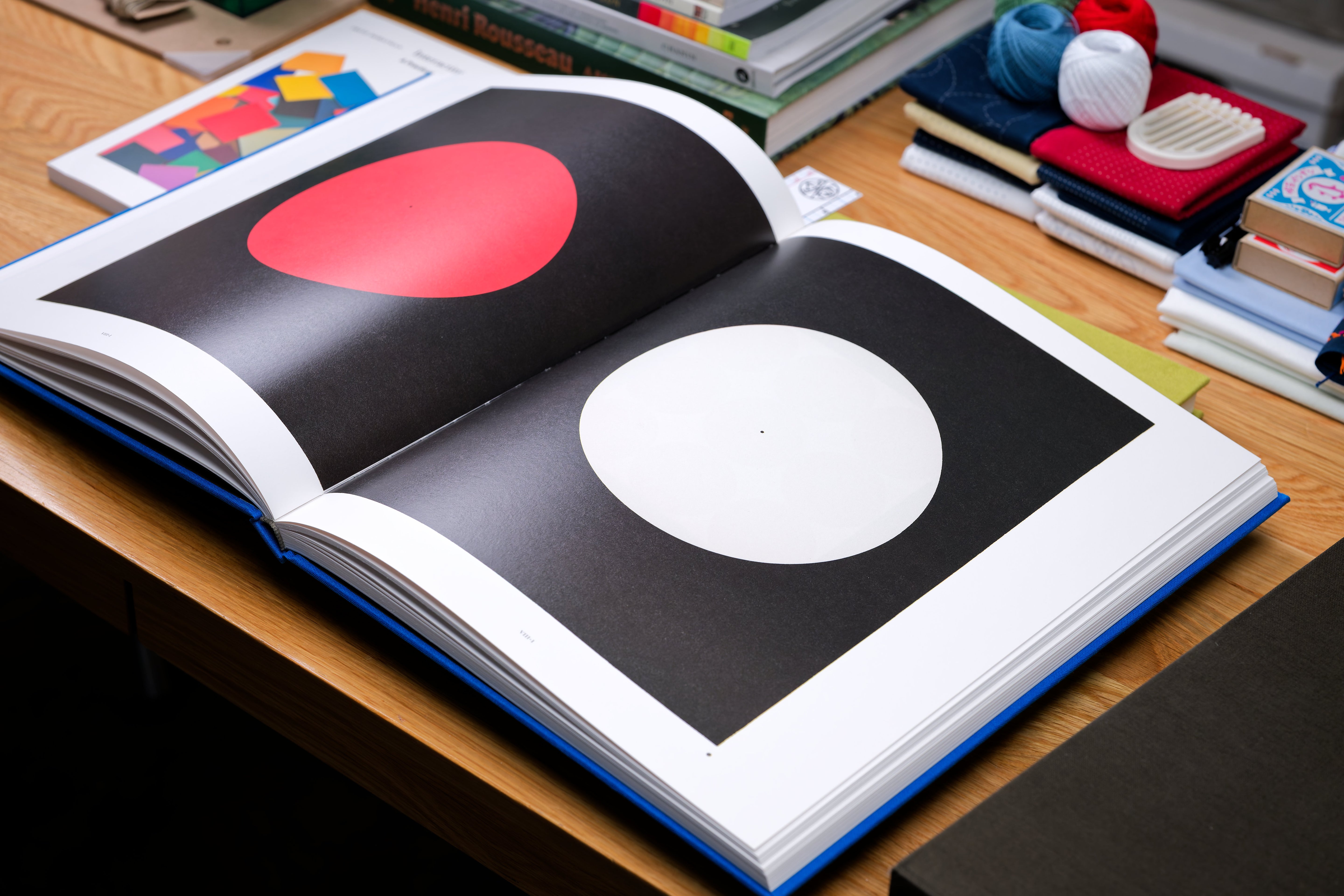 Interaction of Color: New Complete Edition