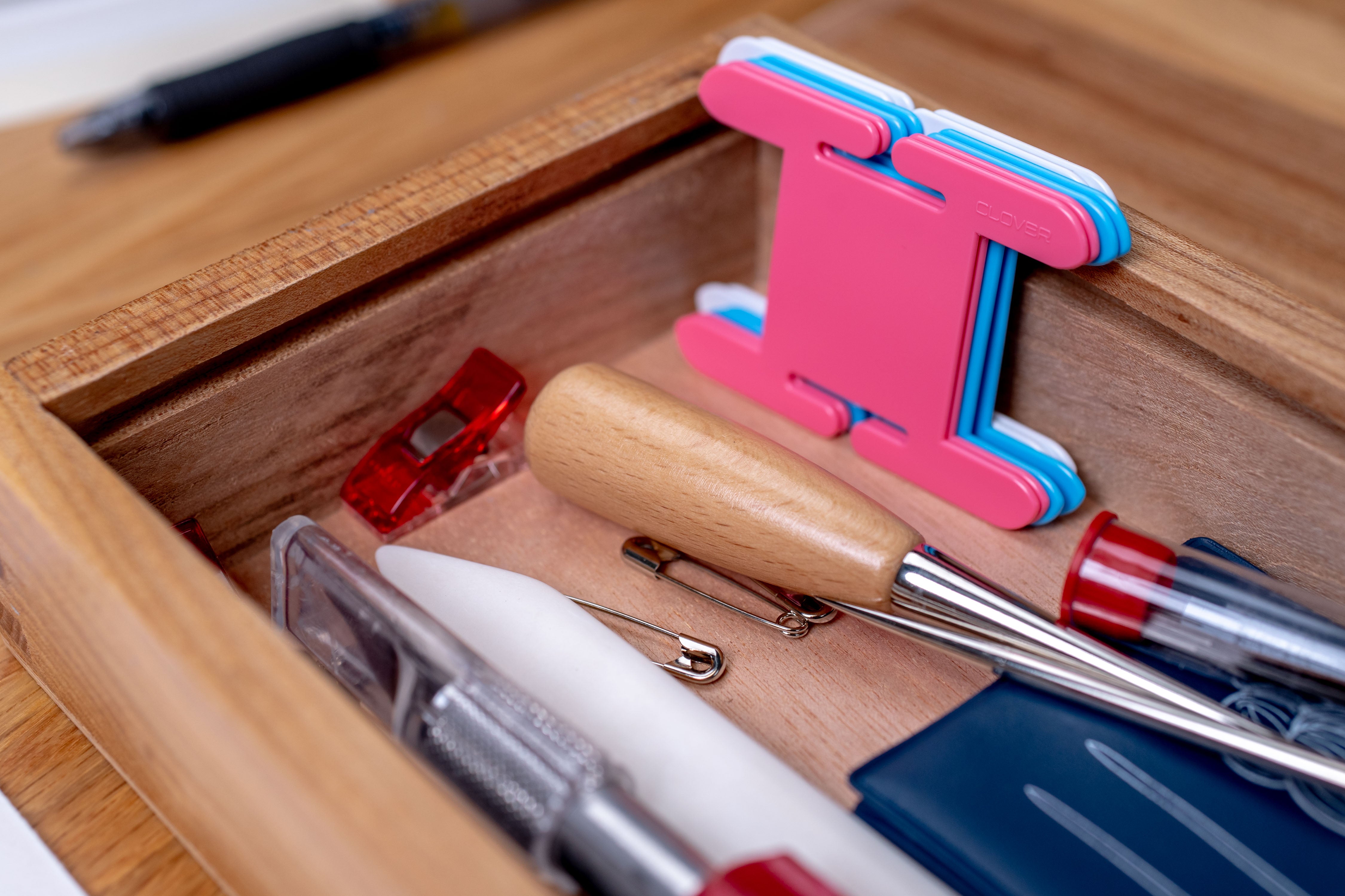 Jumbo Flat Knitting Bobbins, Set of 6