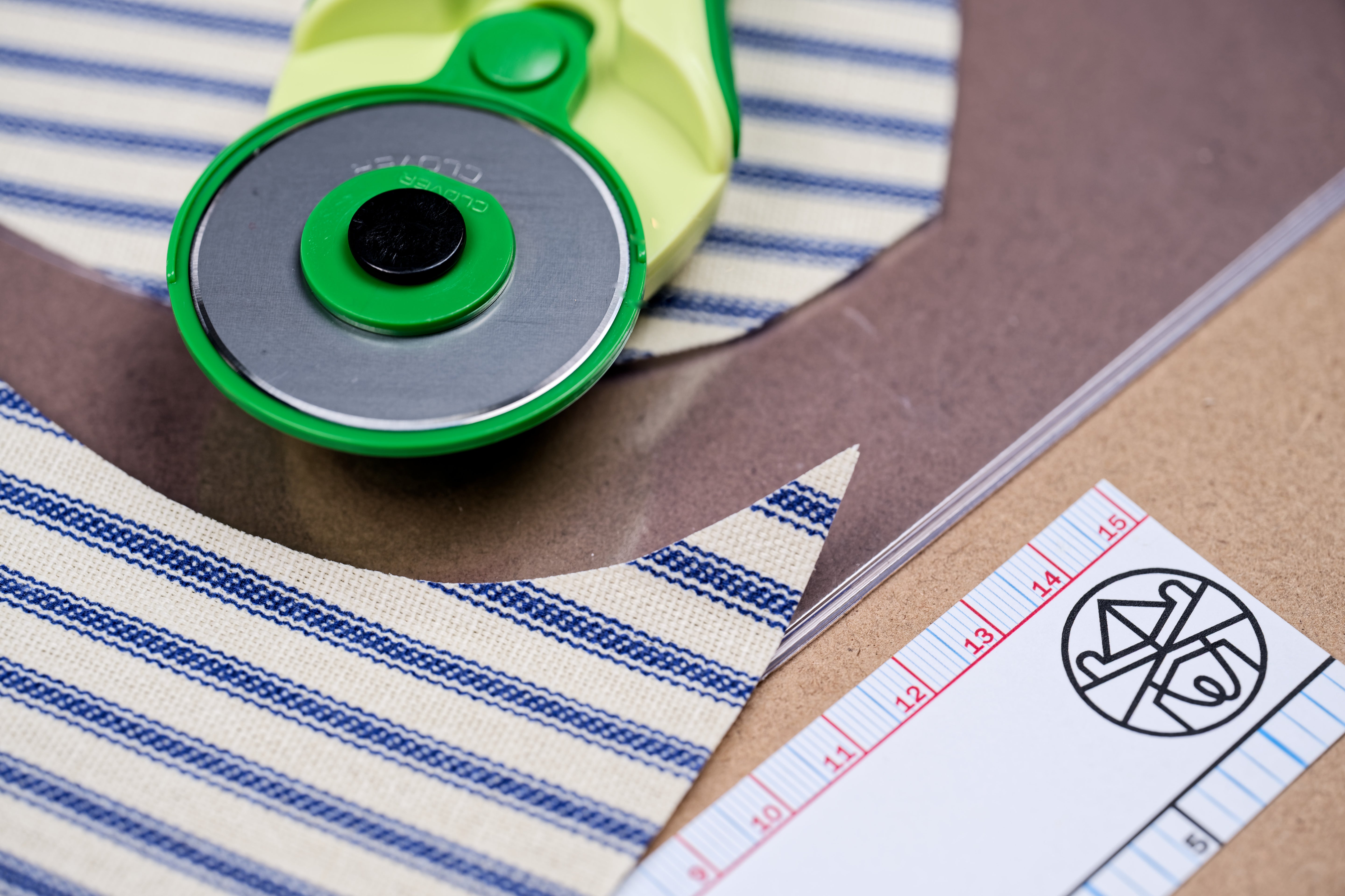 Clover Rotary Cutter, 45 mm