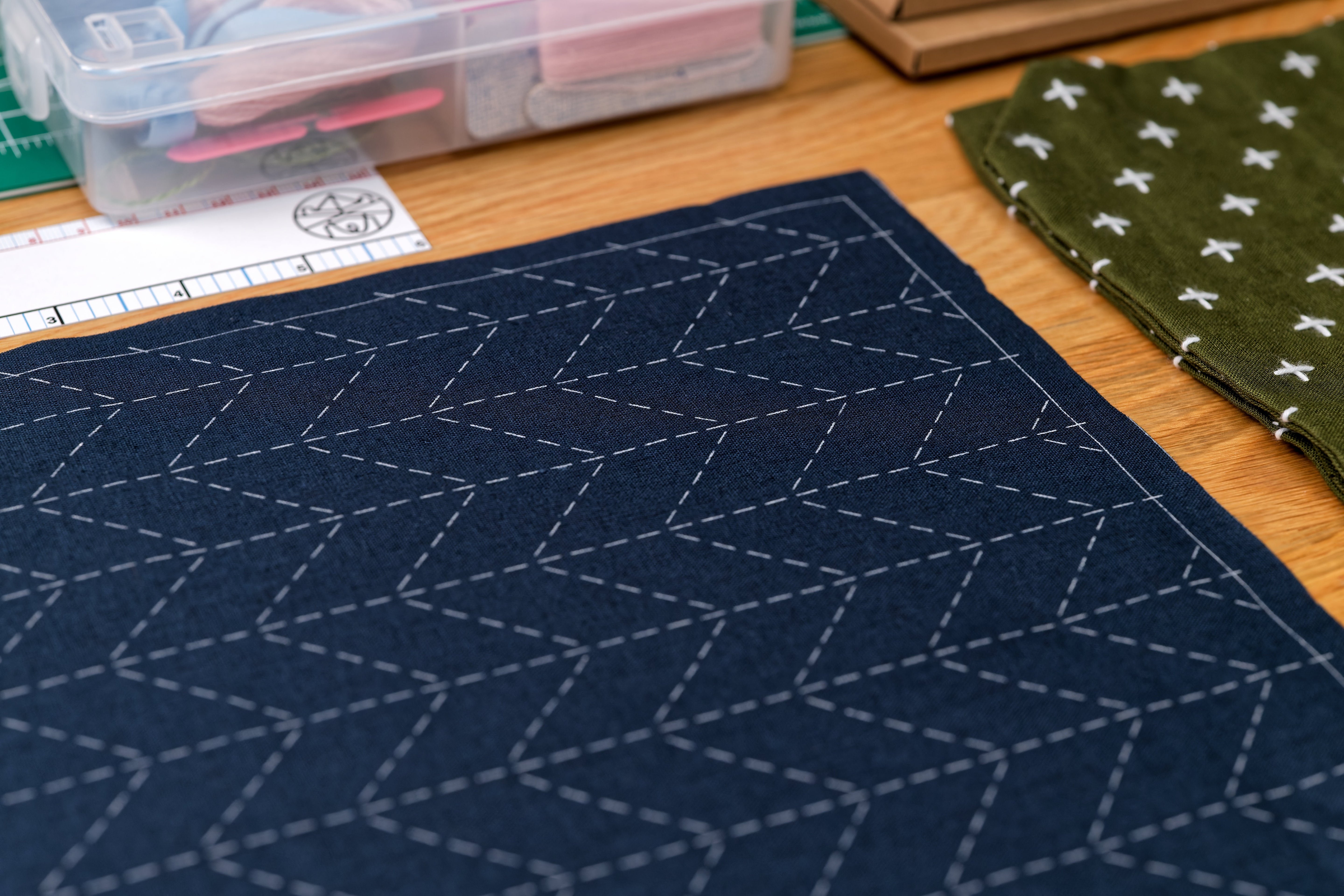 Sashiko Cloth with Disappearing Lines (Tan/Chevrons)