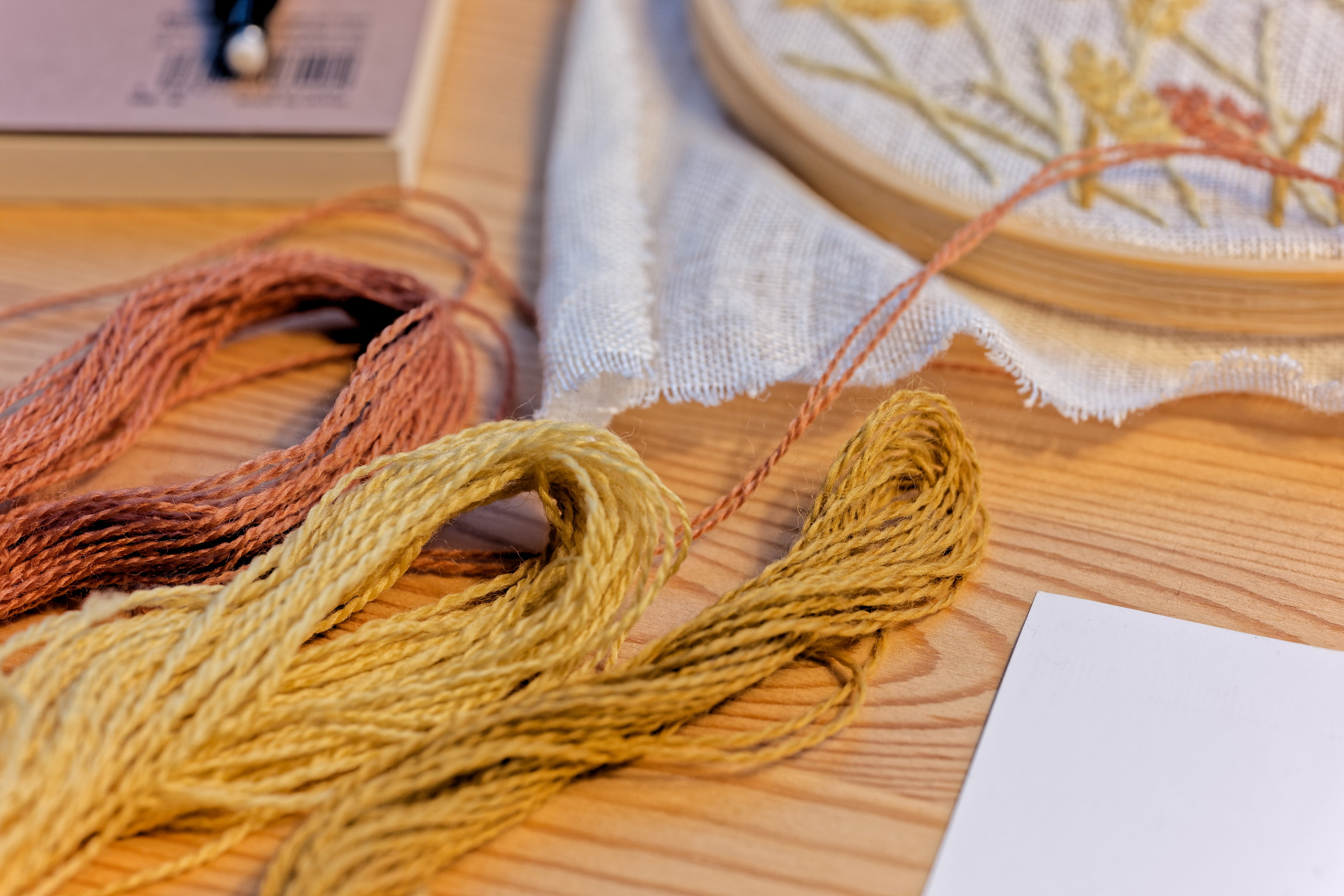 Eco Vita Wool Embroidery Kit, "Wheat"