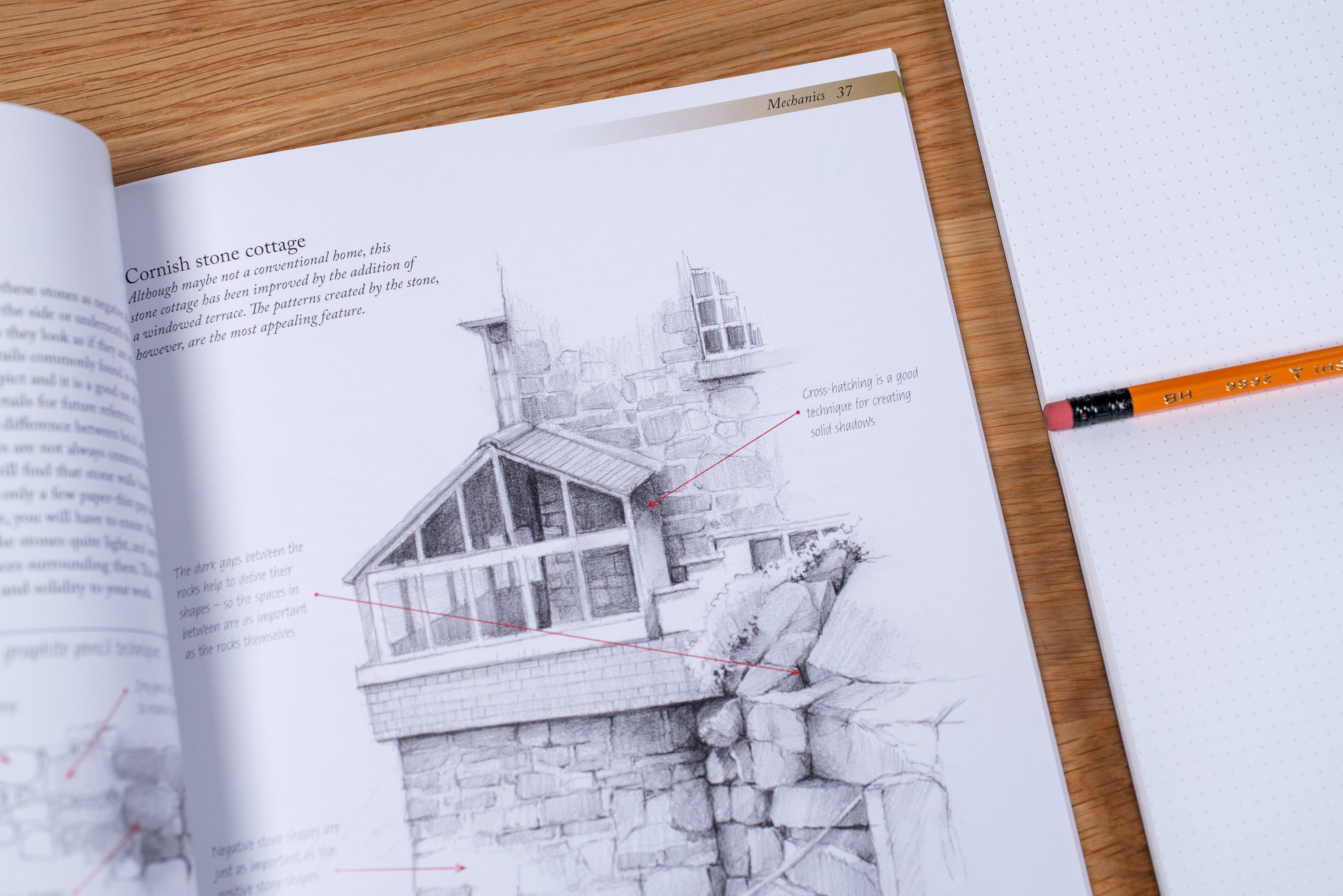 Drawing Architecture: The Beginner's Guide to Drawing and Painting Buildings