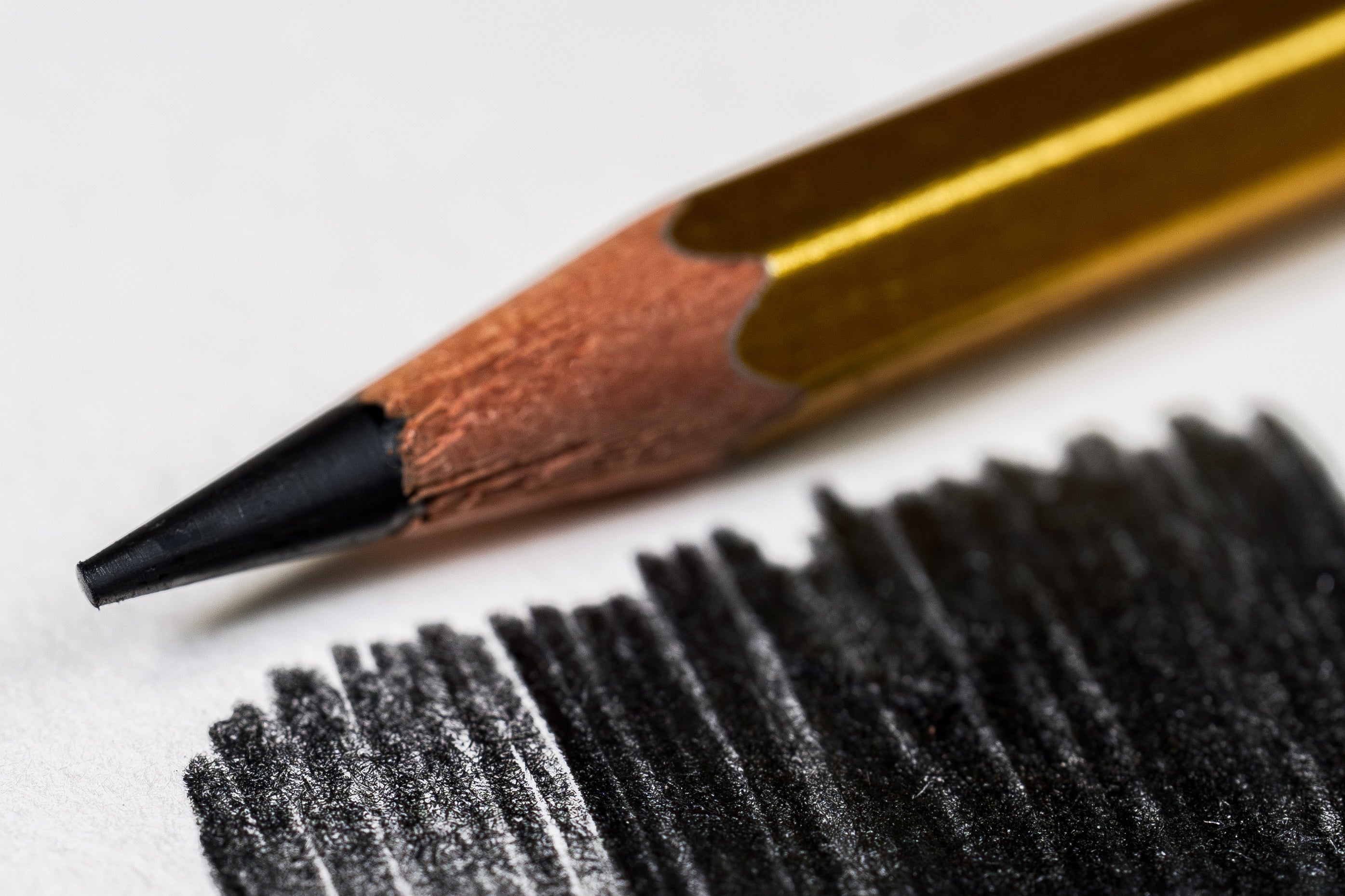 Calligraphy Pencil, 4B, Gold