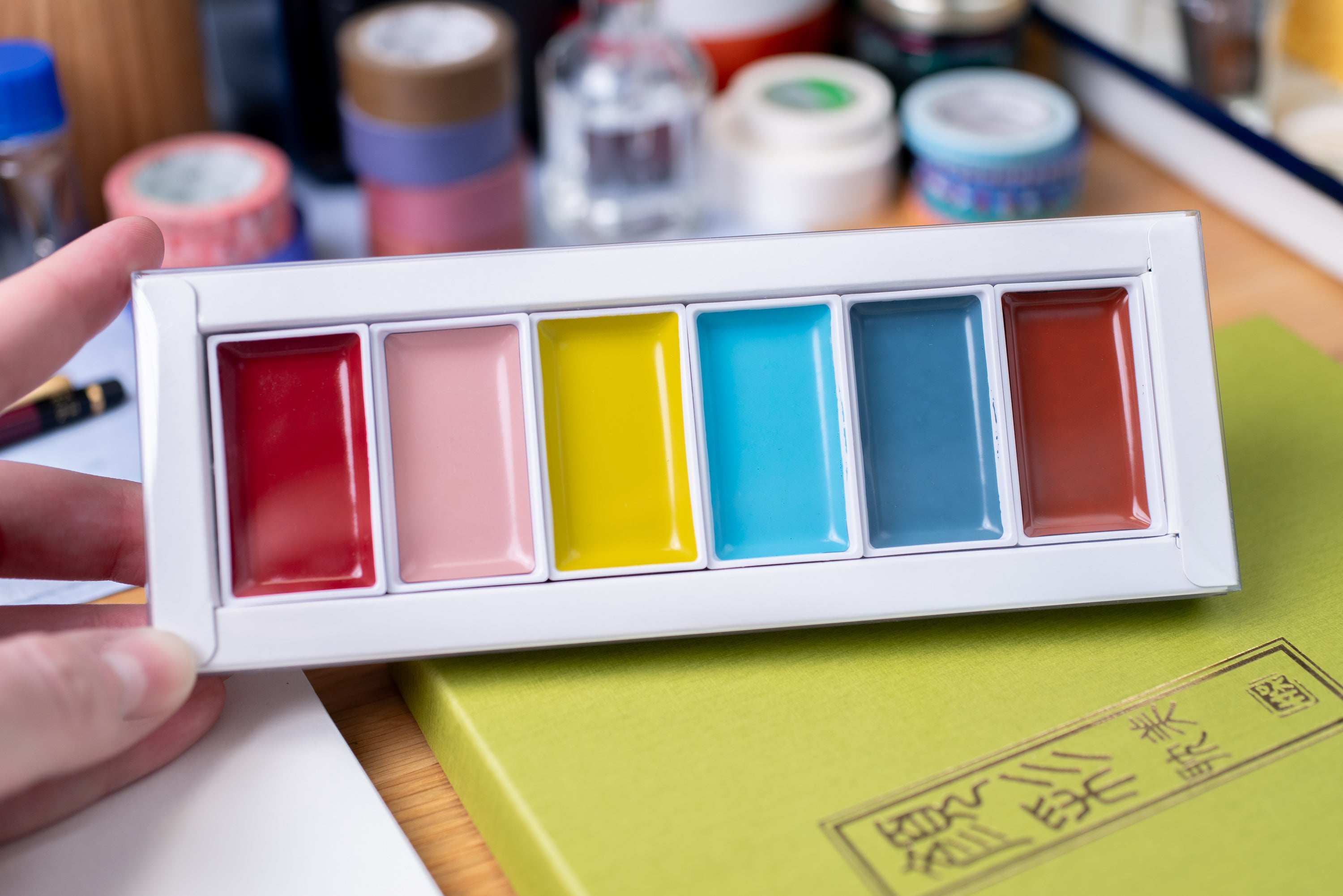 Gansai Tambi Watercolors, Empty Six-Color Box