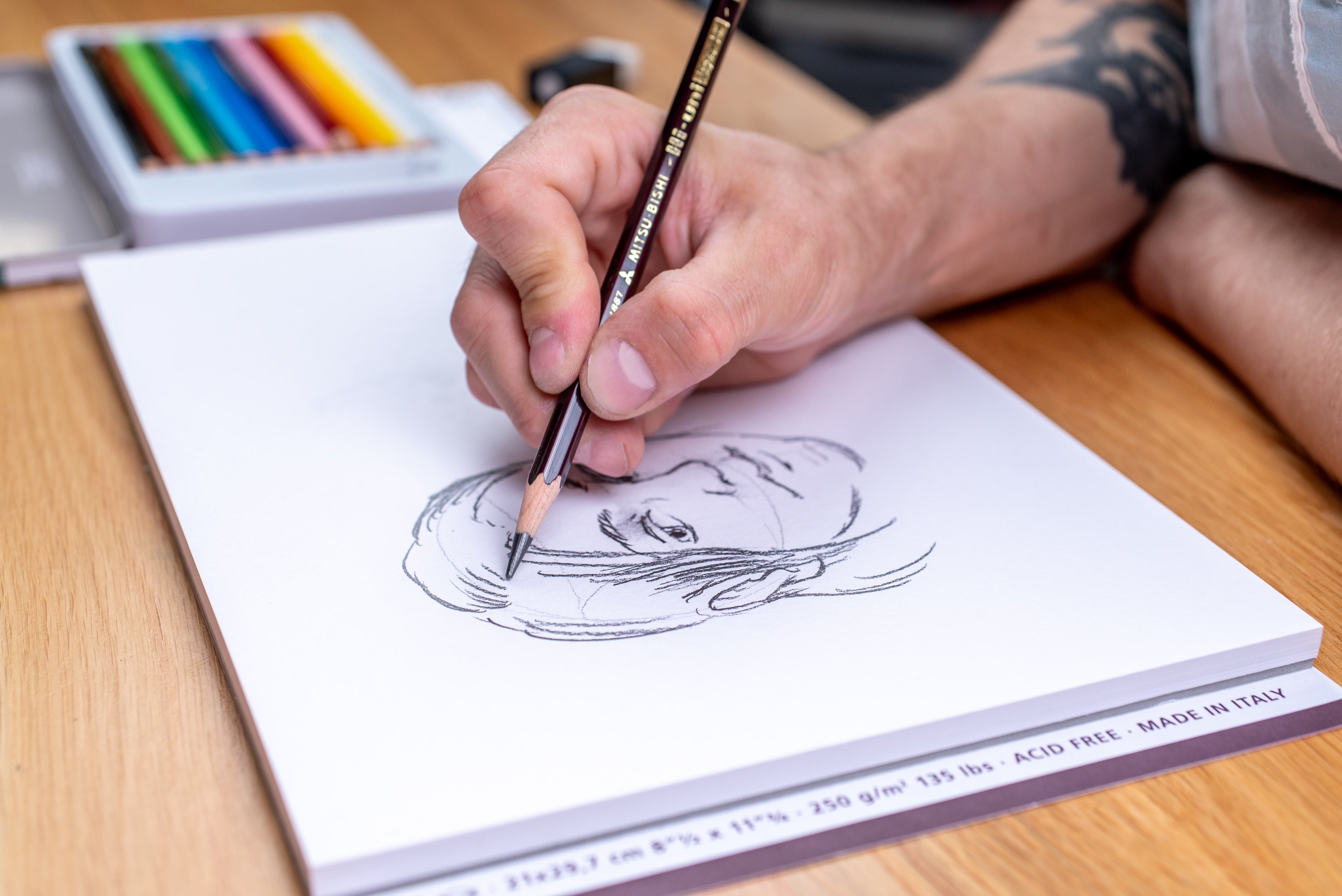 Hi-Uni "Super DX" Pencil, 8B