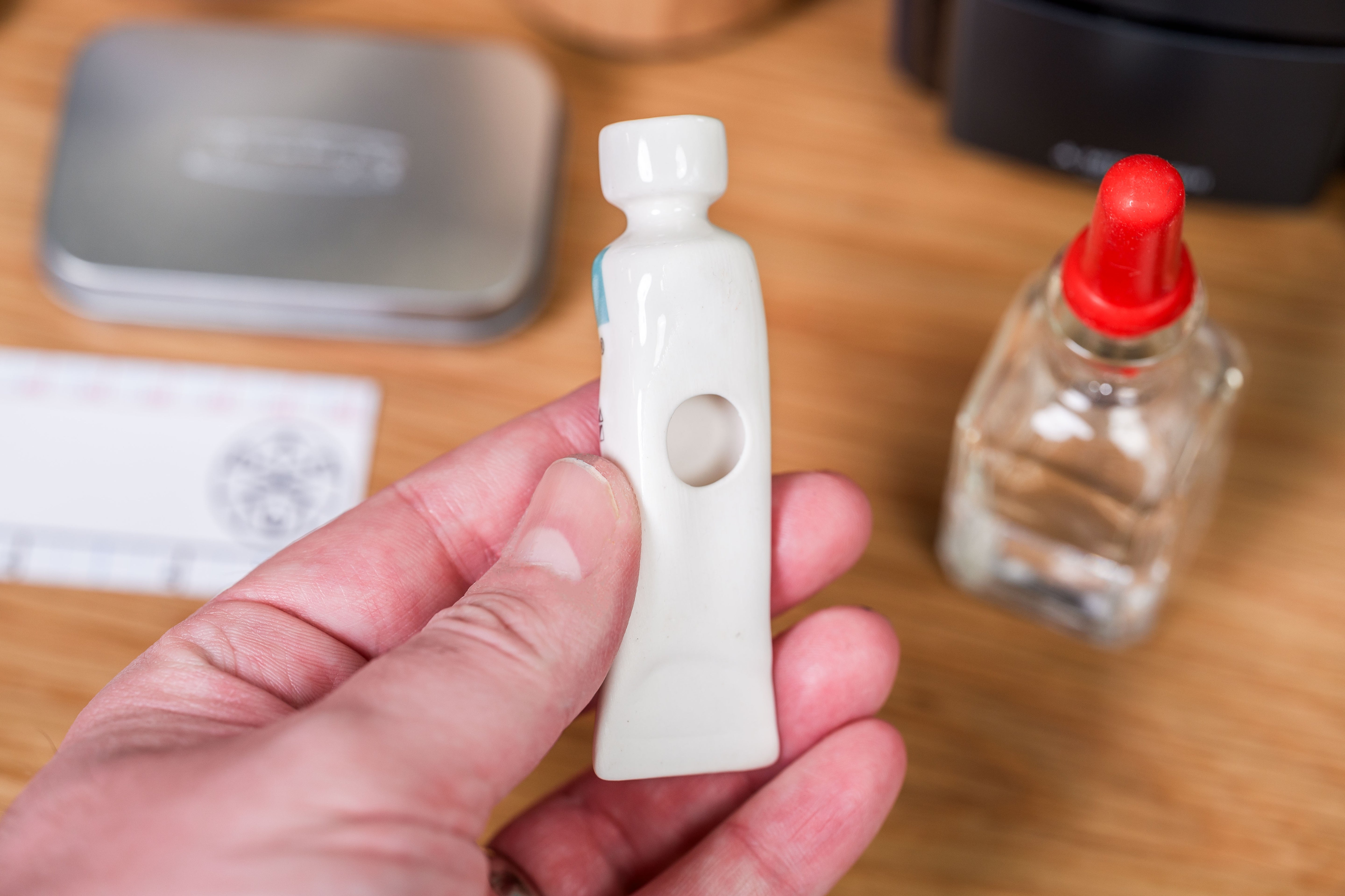 Schmincke Horadam Ceramic Brush Rest