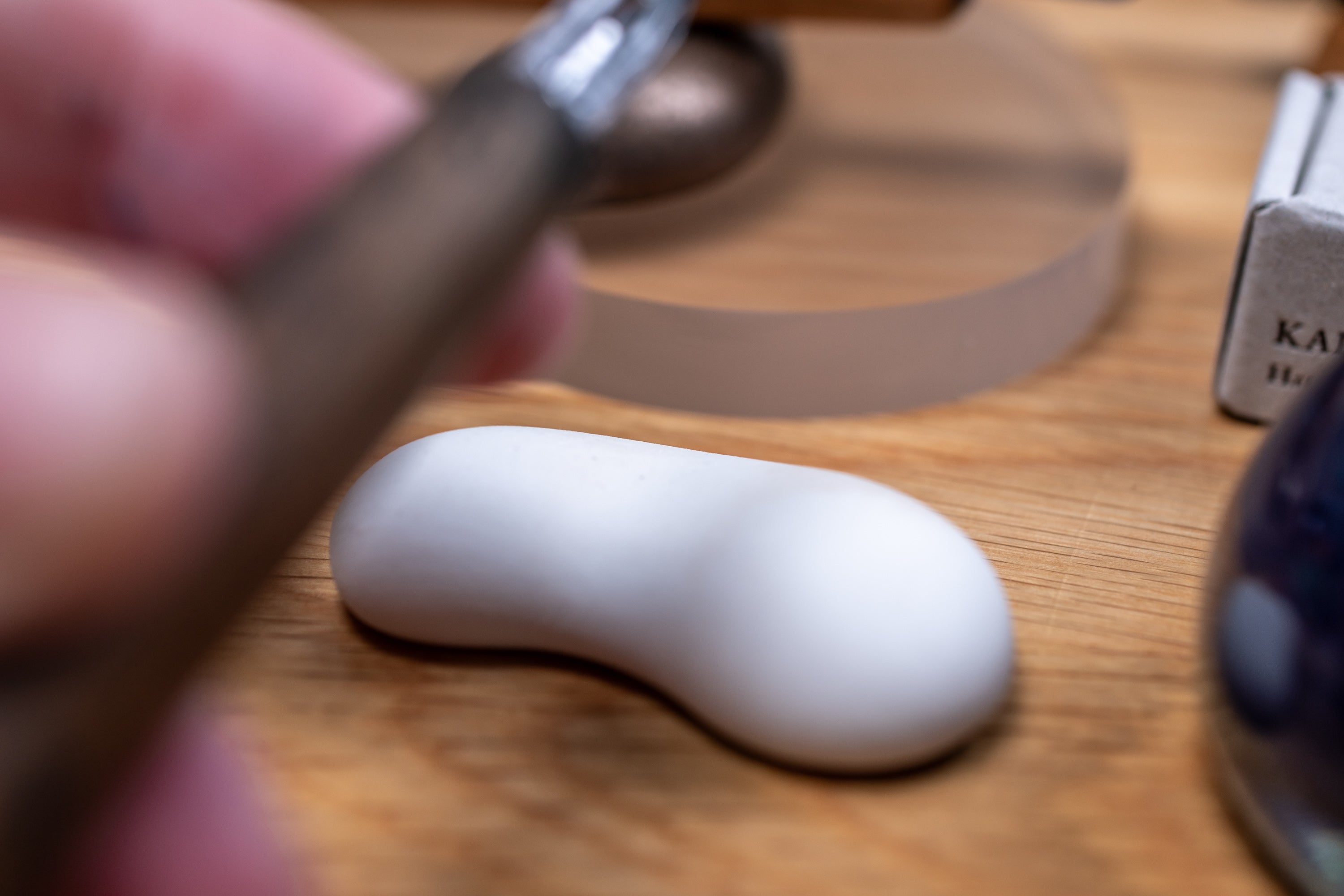 Hasami Pen Rest, Karayaki (Unglazed Porcelain)