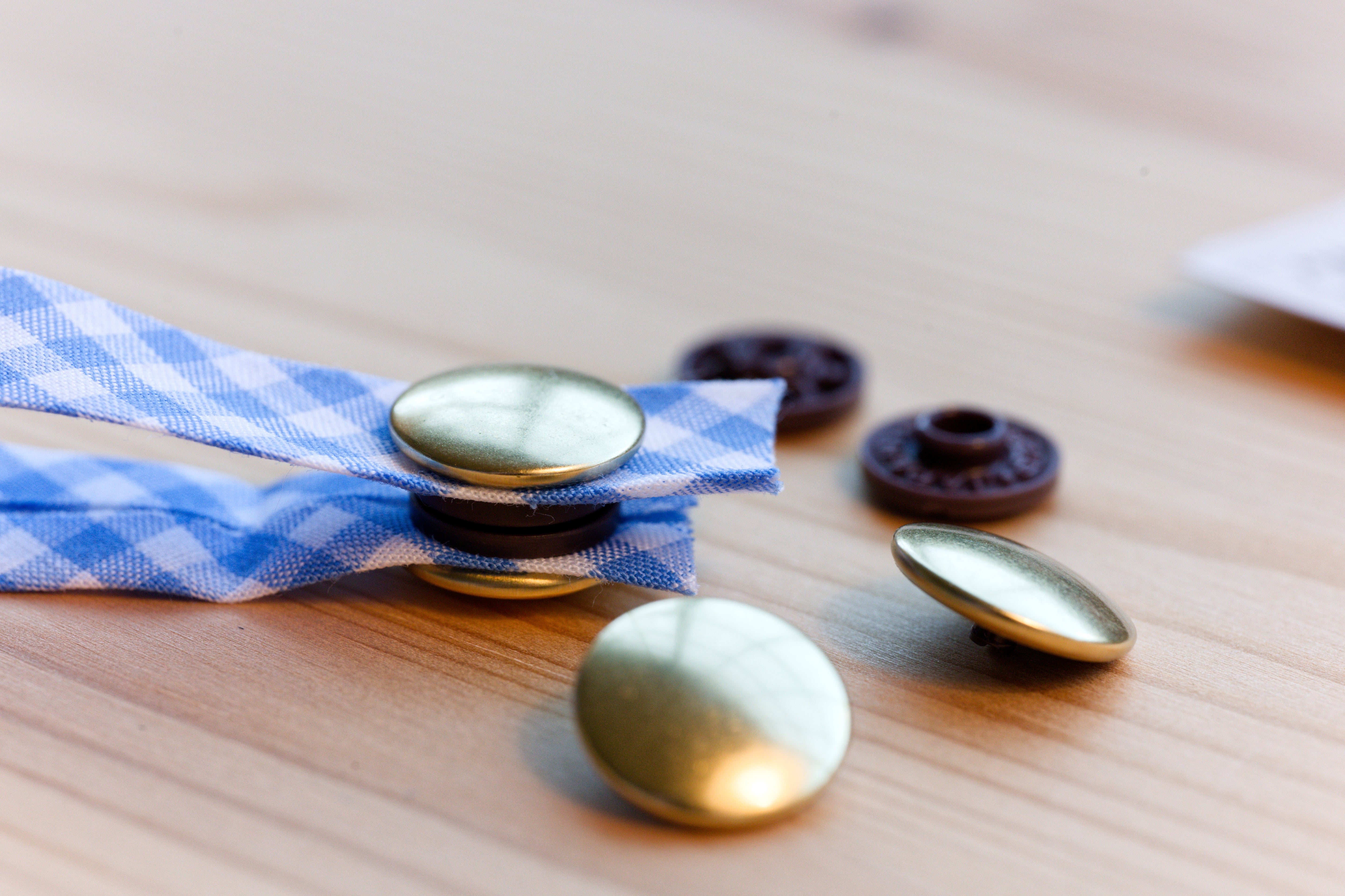 No-Sew Snaps, Two Pairs