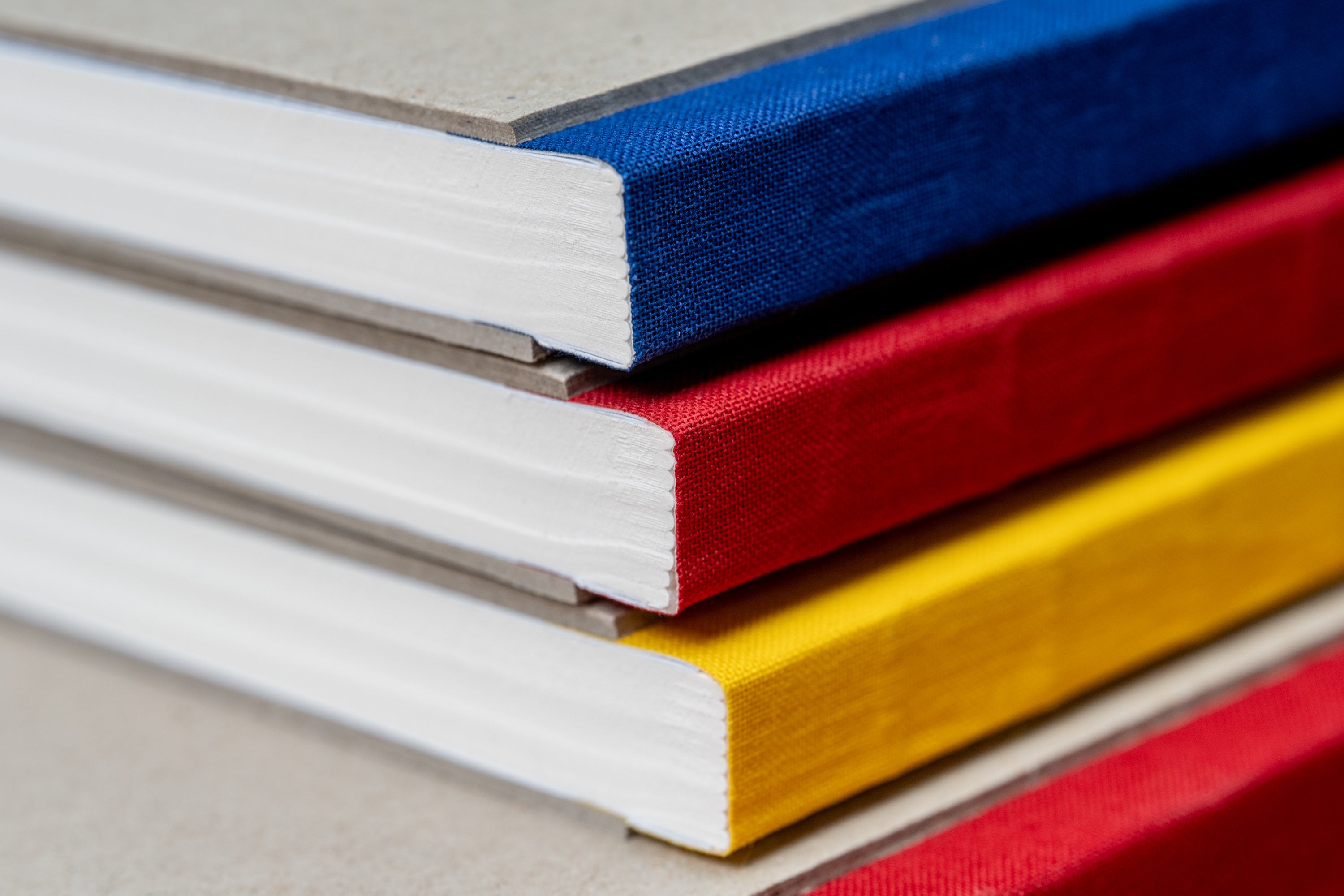 K&P Pasteboard Sketchbook, A5 Portrait, Yellow Spine