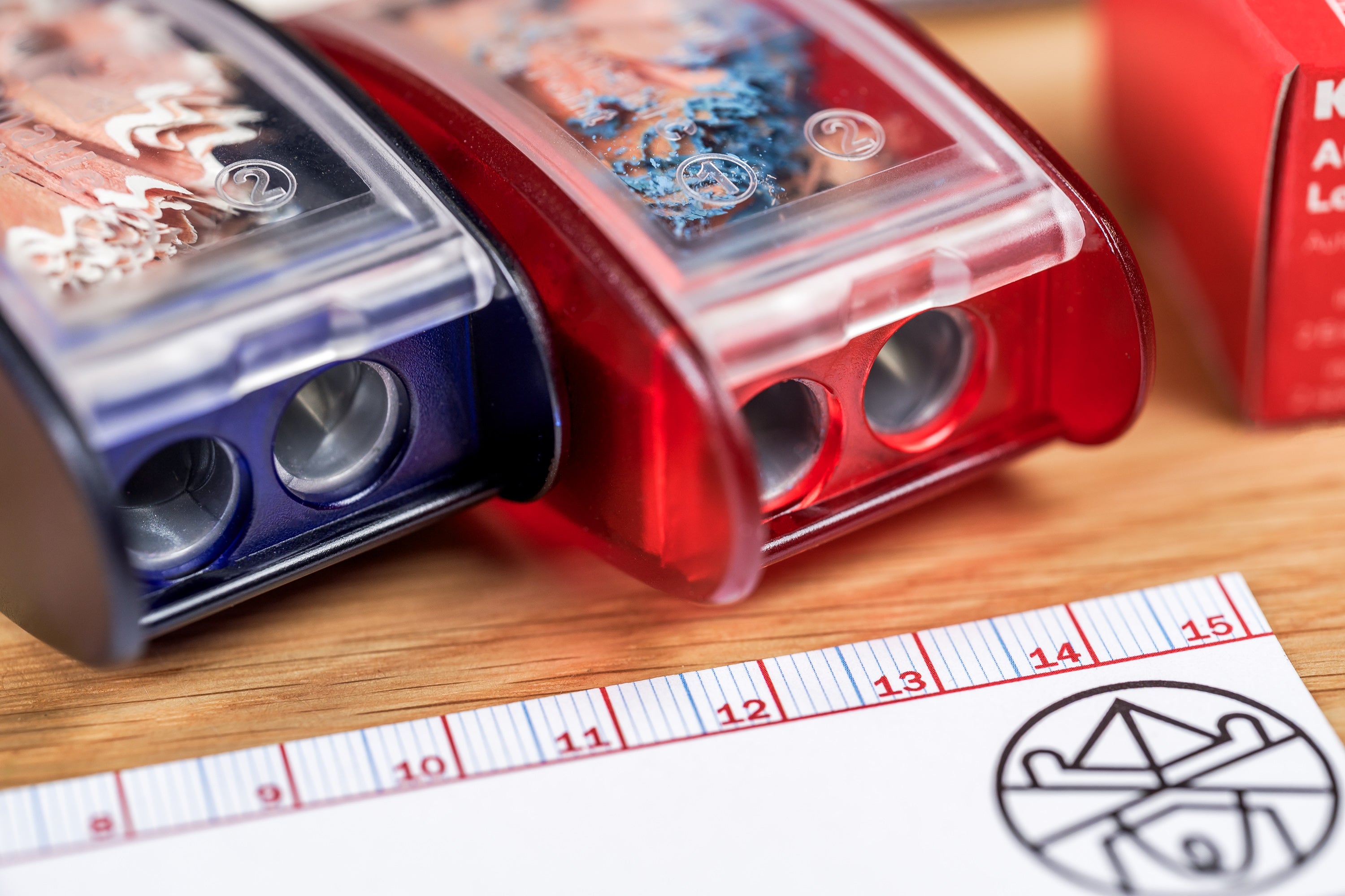 Automatic Long Point Sharpener (With Pointers)