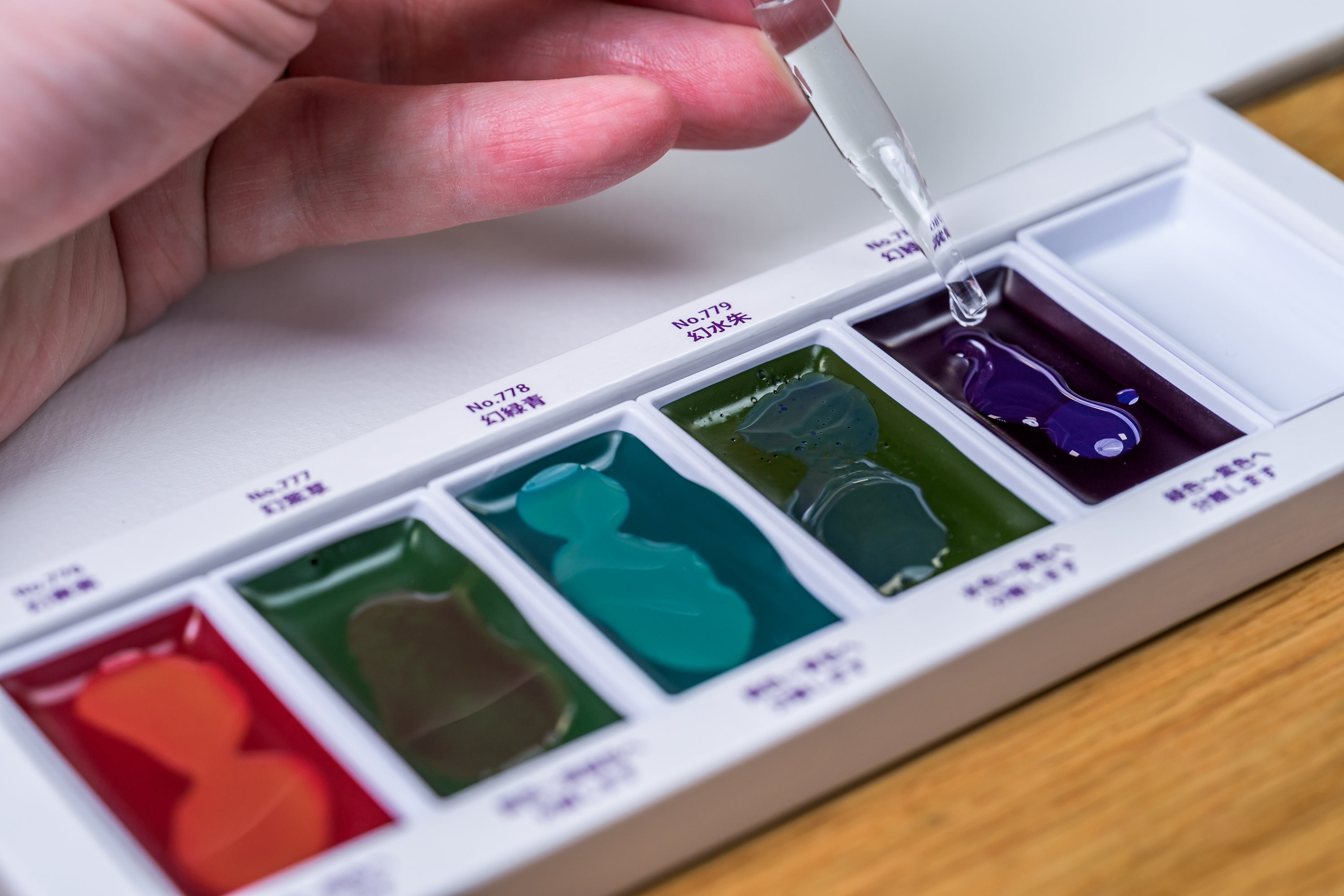 Gansai Tambi Granulating Colors, Five-Color Set #2