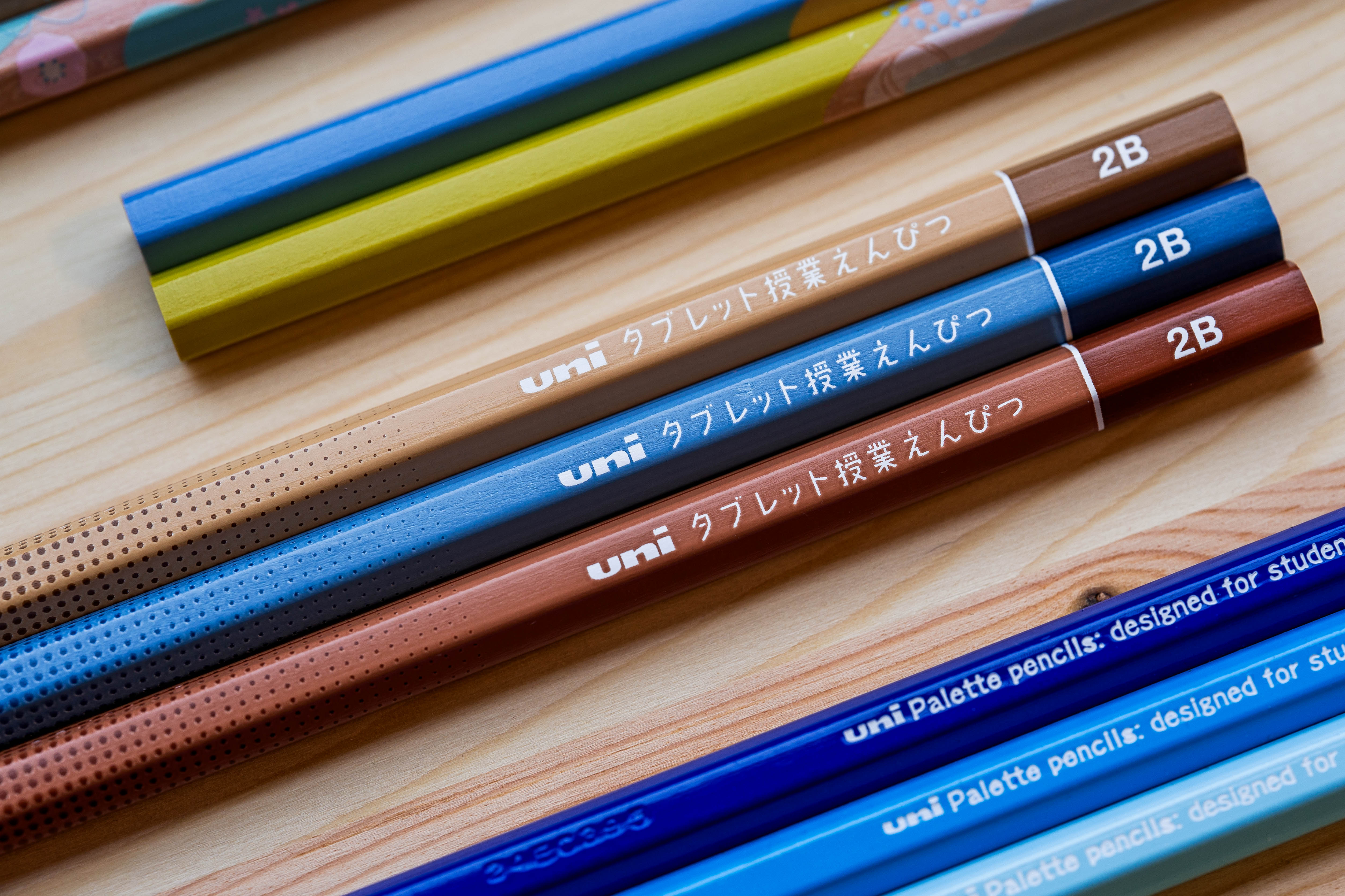 Uni Halftone Pencils, 2B, Box of 12 (Muted Colors)