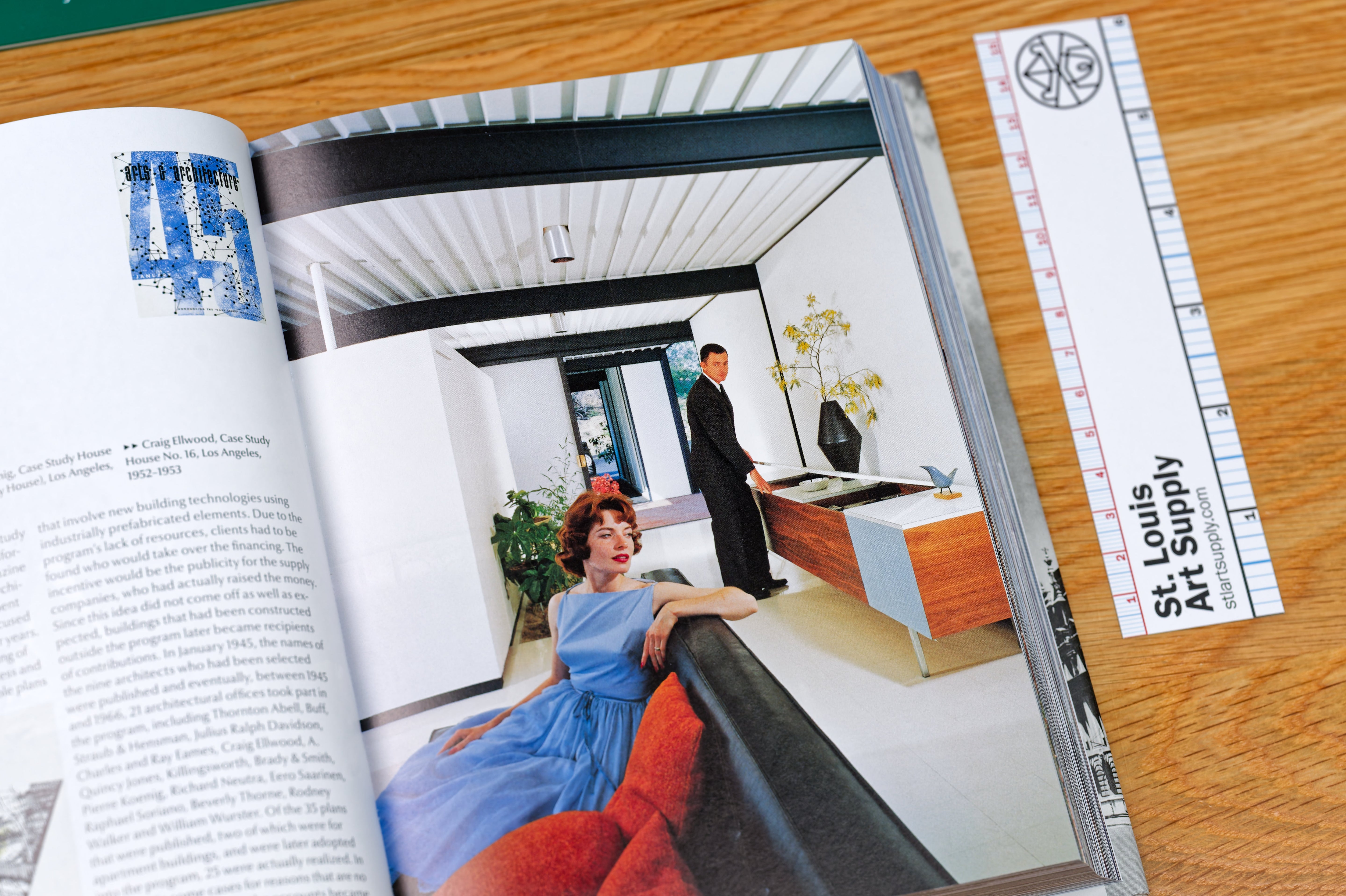 Modern Architecture A-Z (Bibliotheca Universalis)