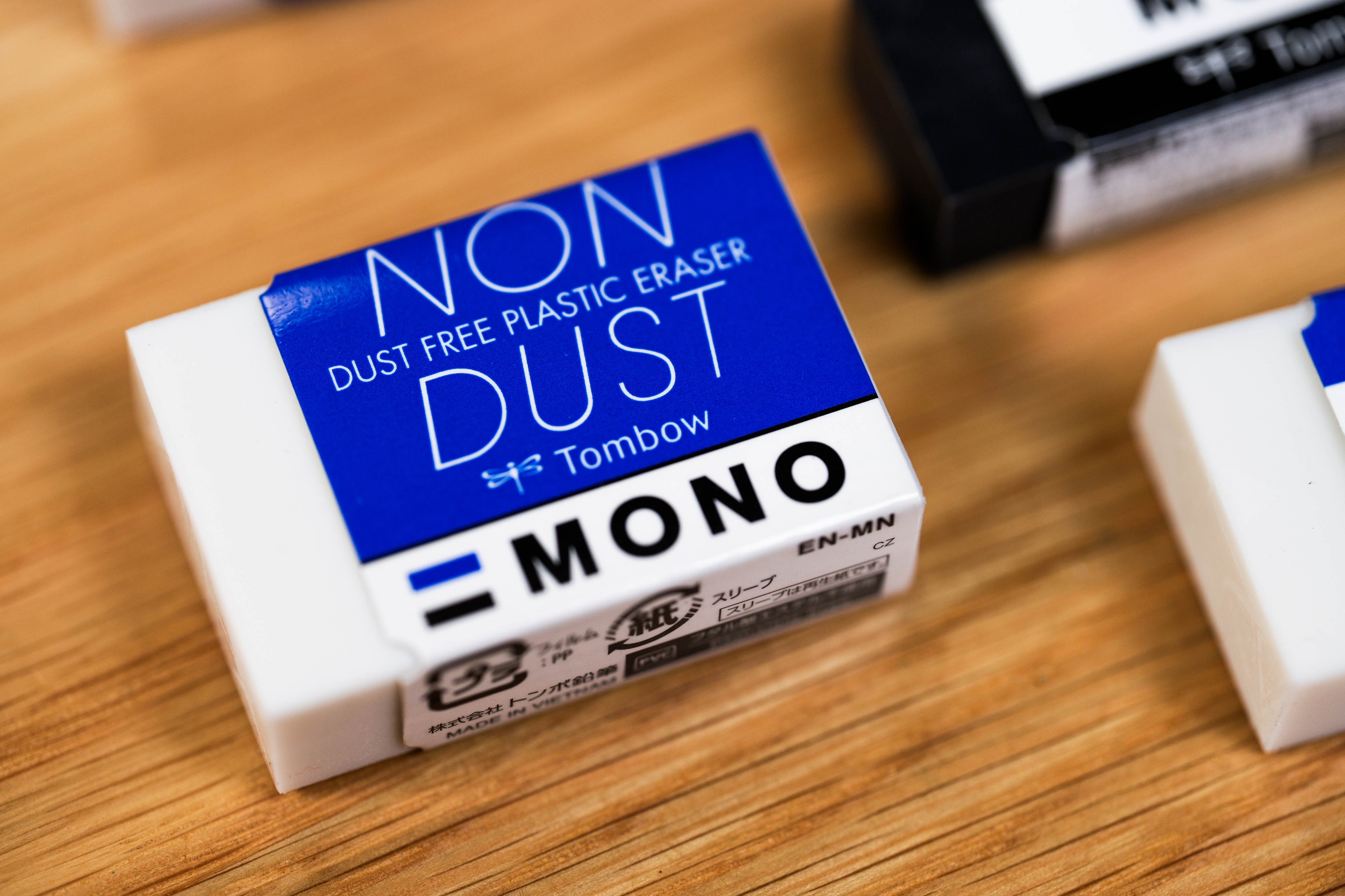 MONO Non-Dust Eraser EN-MN