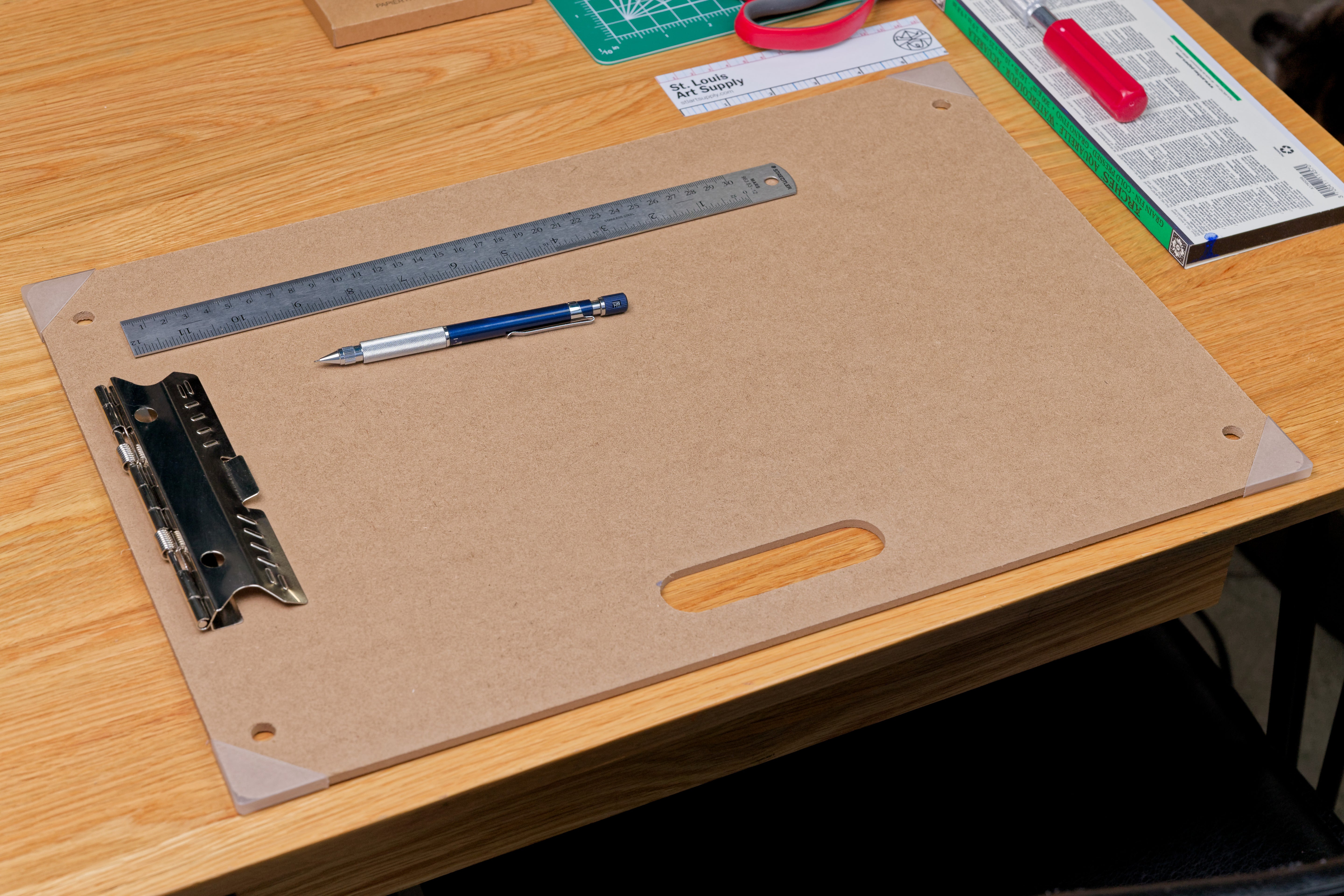 Field Sketch Board, 13" x 19"