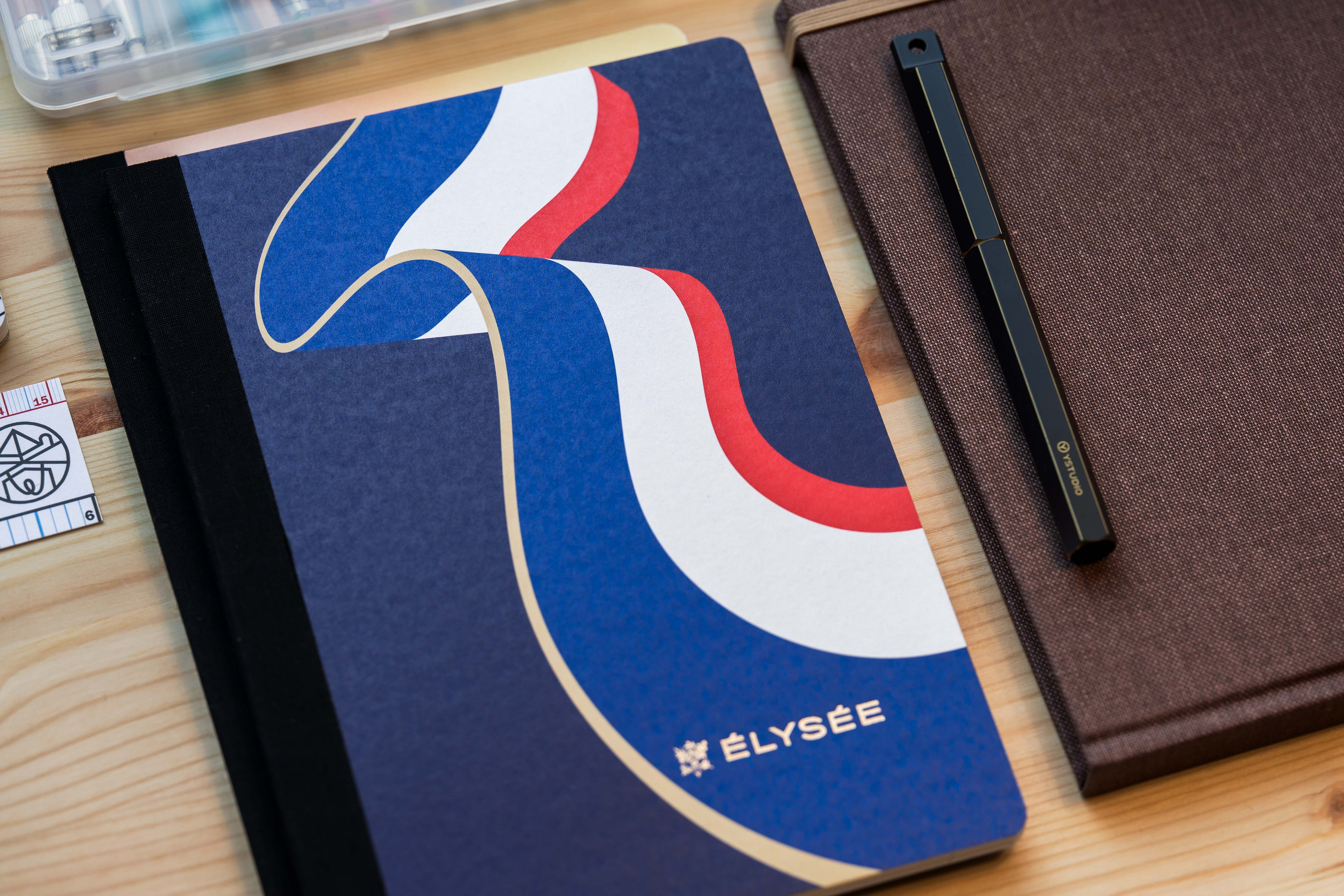 Papier Tigre Notebook, A5 (Tricolore)