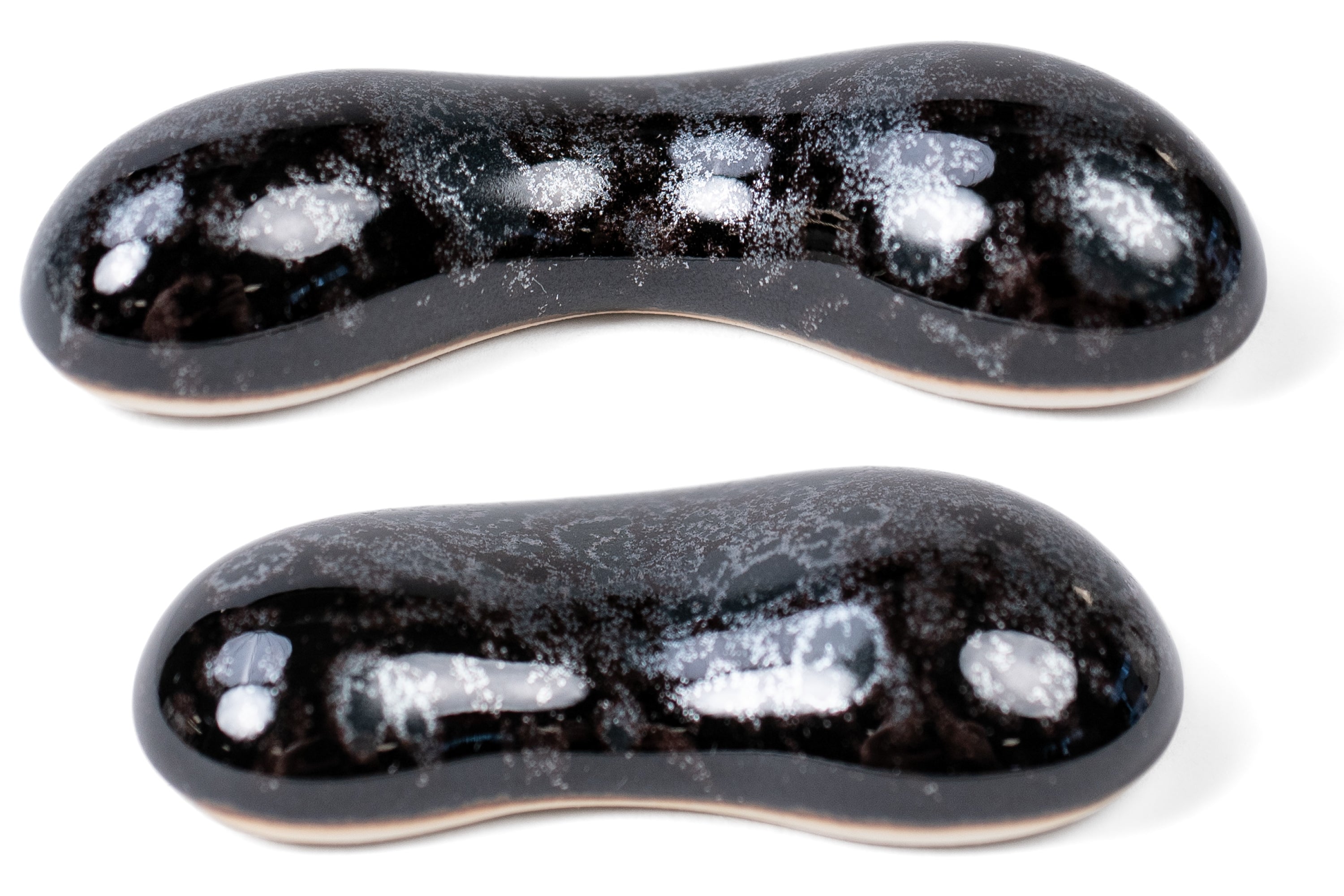 Hasami Pen Rest, Yuteki (Reactive Black)