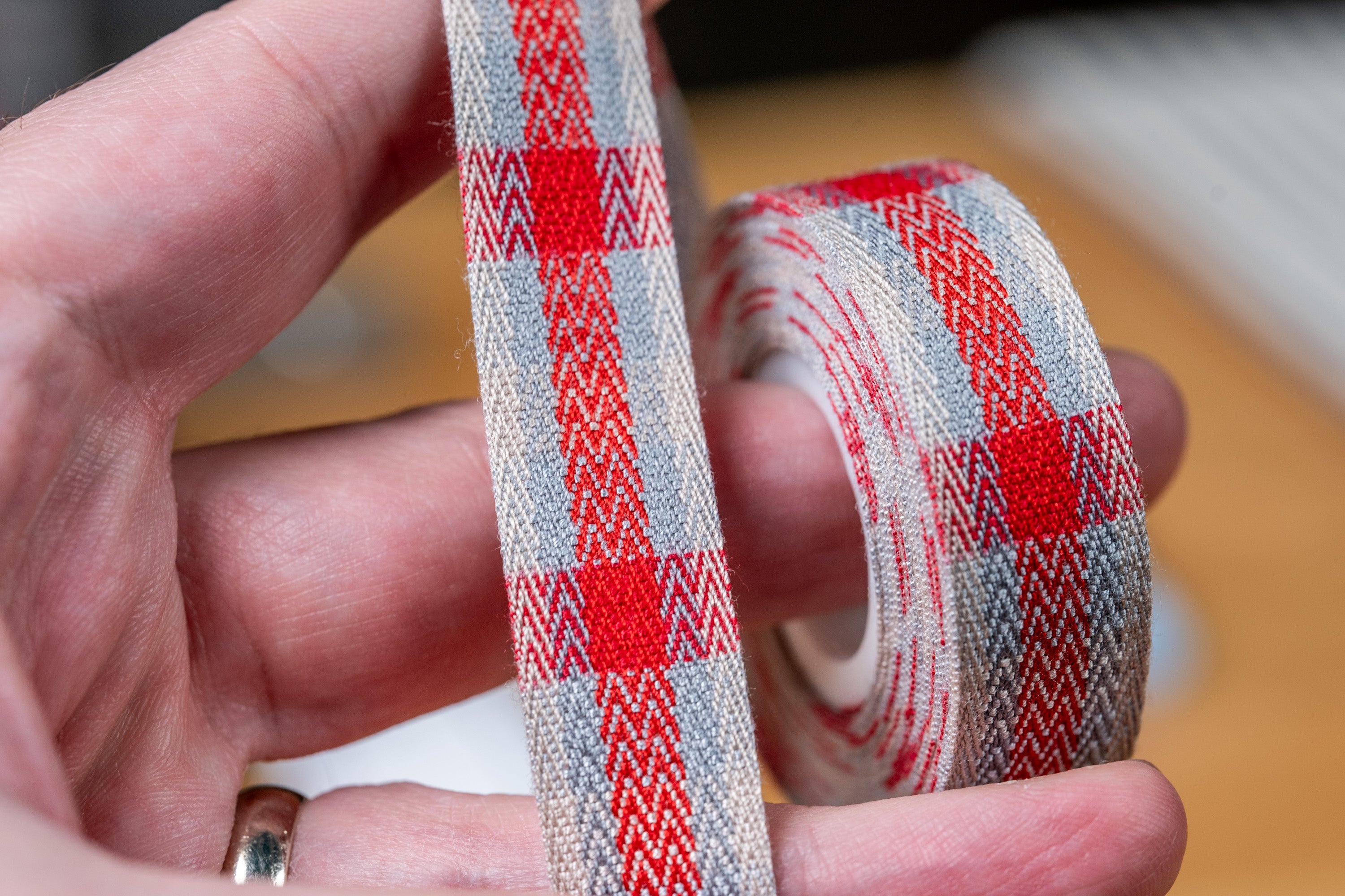 Yarn-Dyed Twill Tape, Red/Grey Tartan