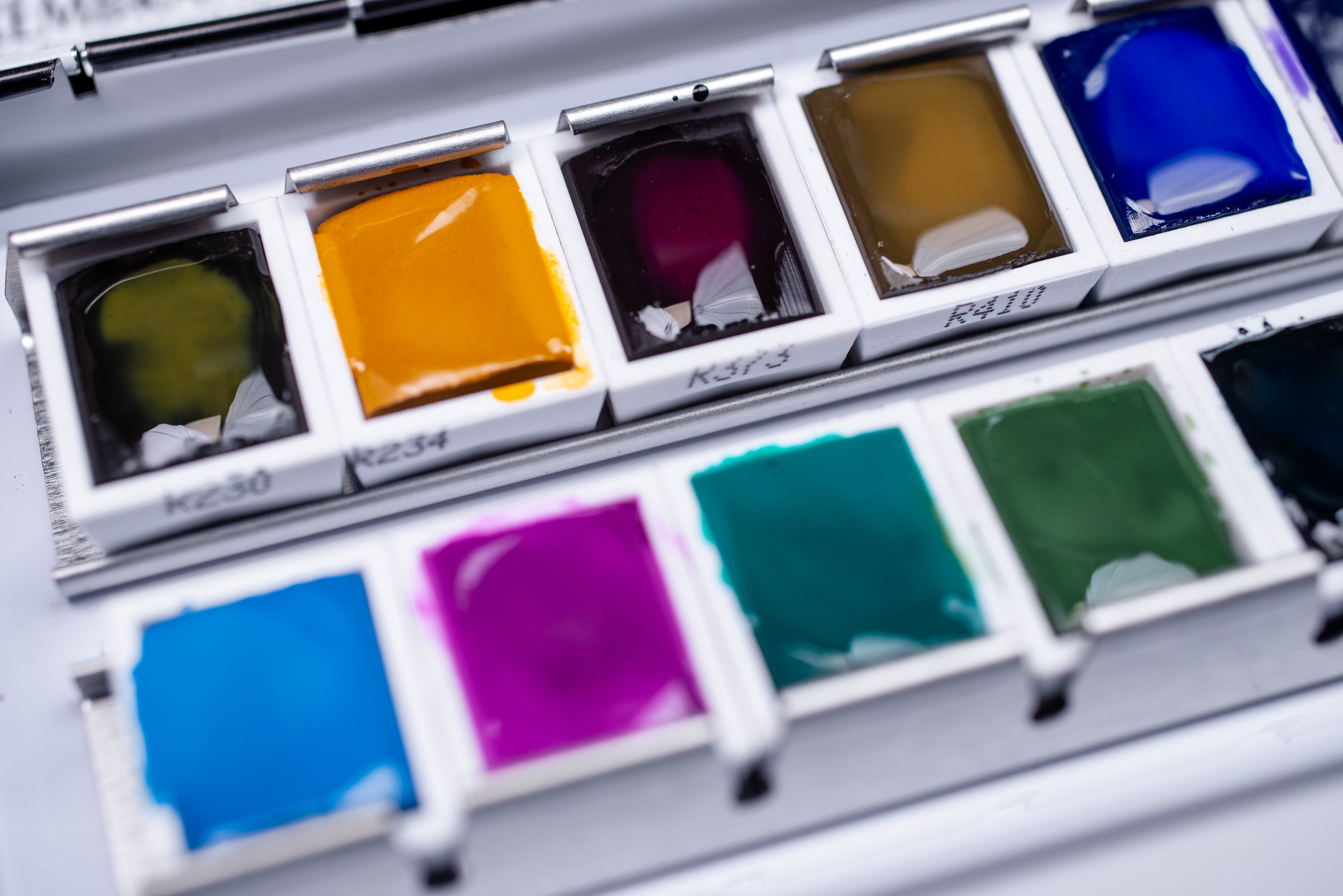 Rembrandt Watercolor, Granulating Set of 12