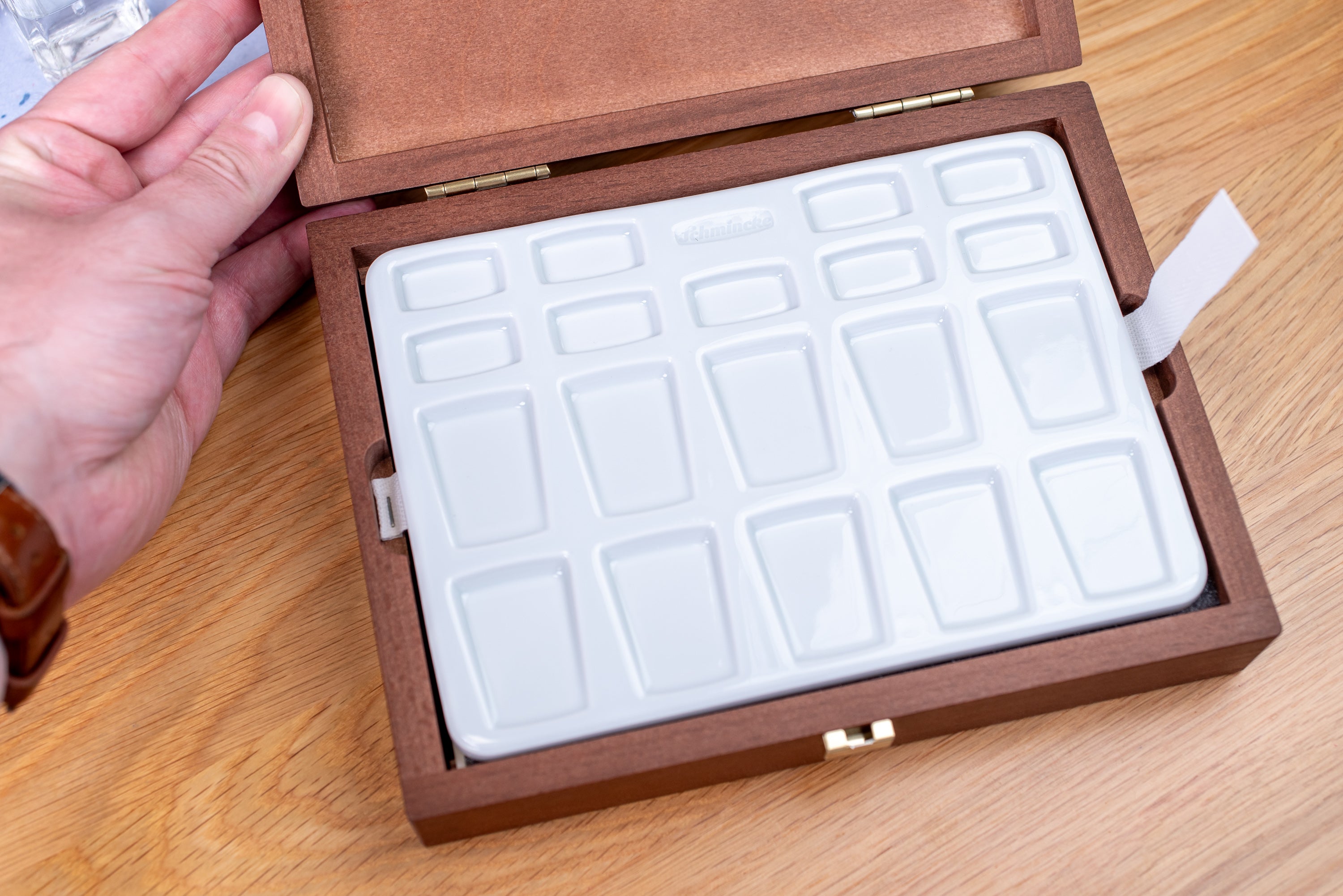 Horadam Watercolors, Wood Box of 24 Tubes with Palette