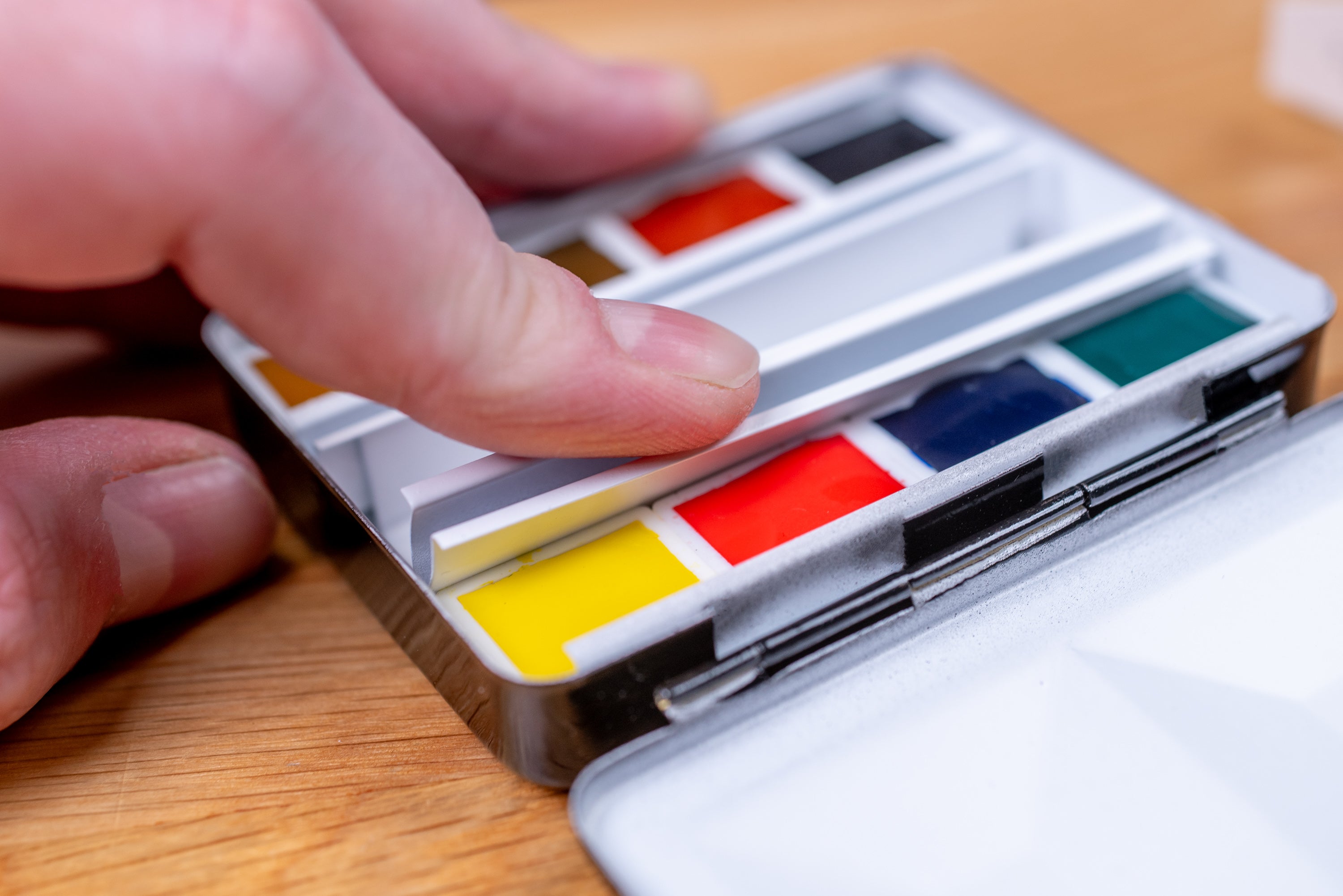 Schmincke Horadam Watercolors, Retro Jewel Box Set (Limited Edition)