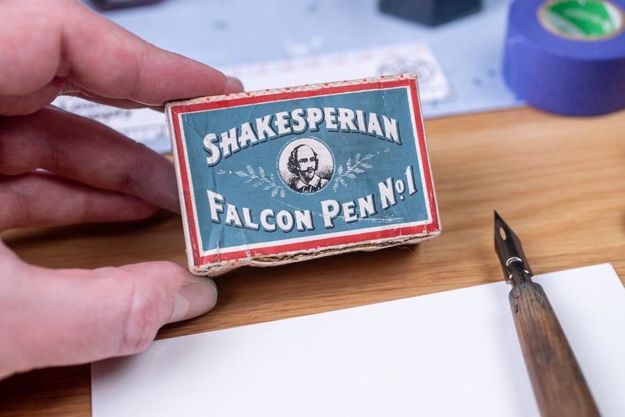 Shakesperian Falcon Pen #1 (Vintage)