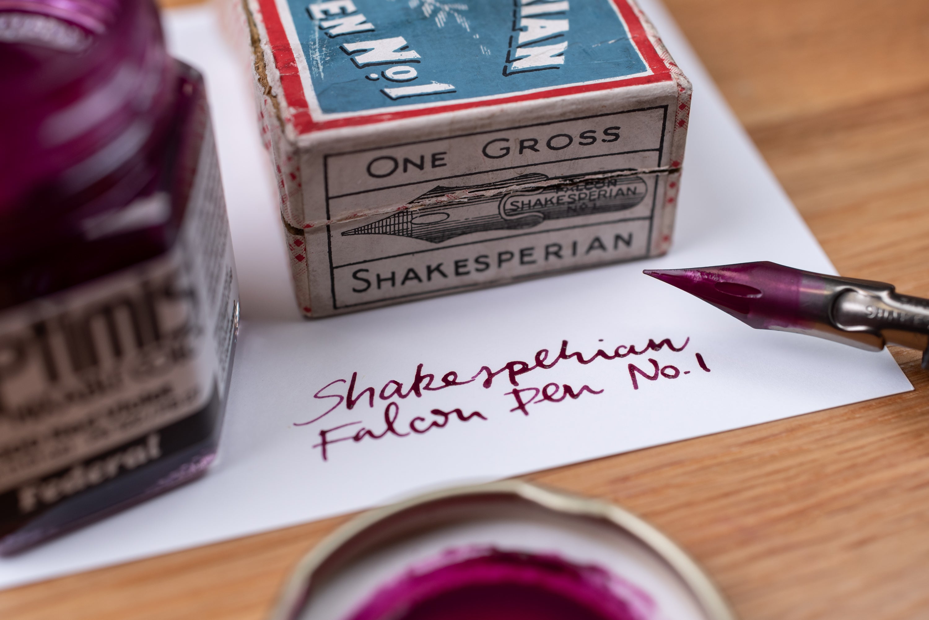 Shakesperian Falcon Pen #1 (Vintage)