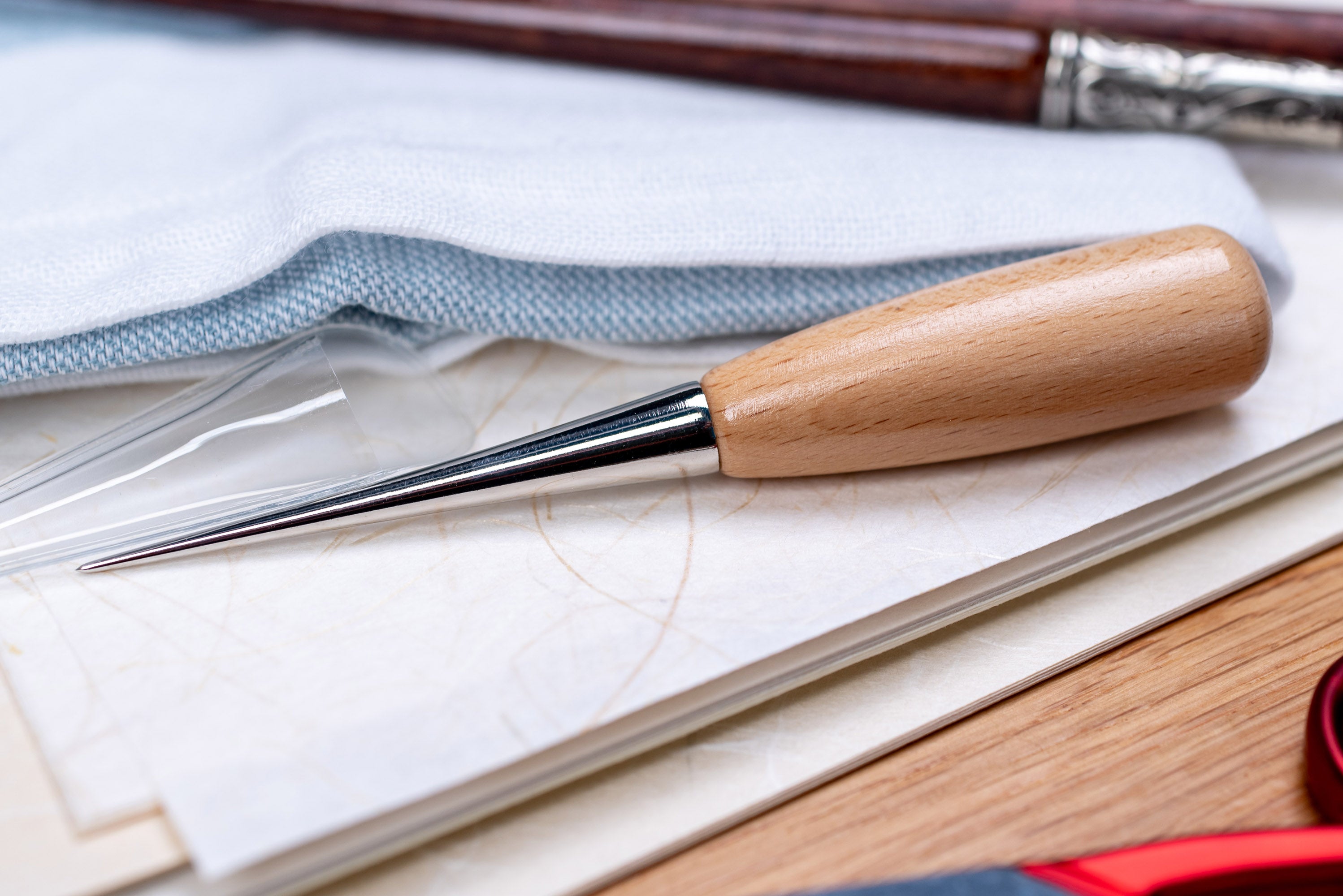 Natural Wood Awl, 4.5"