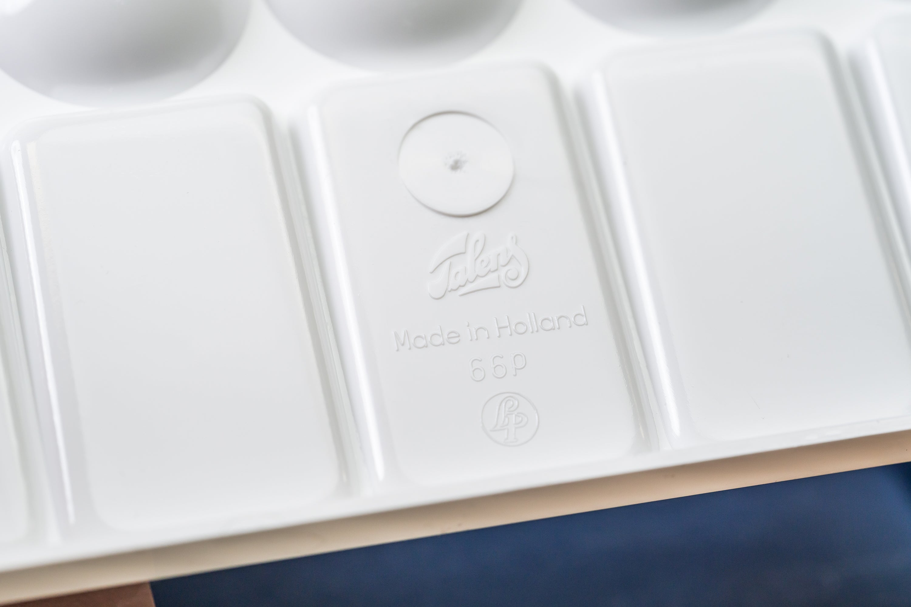 Talens Mixing Palette 66-P