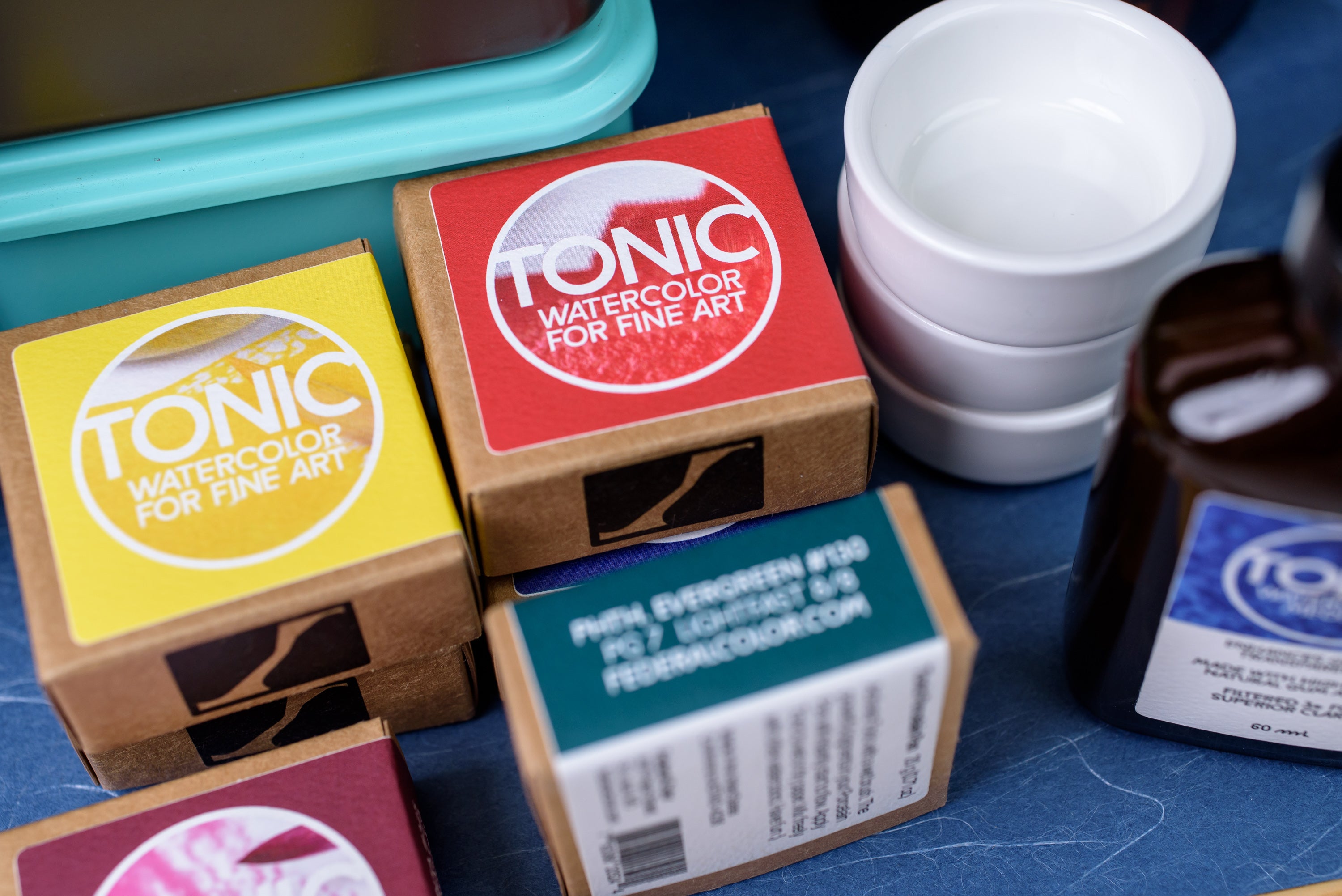 Tonic Watercolor, Porcelain Pan, #240 Phthalo Blue Reddish