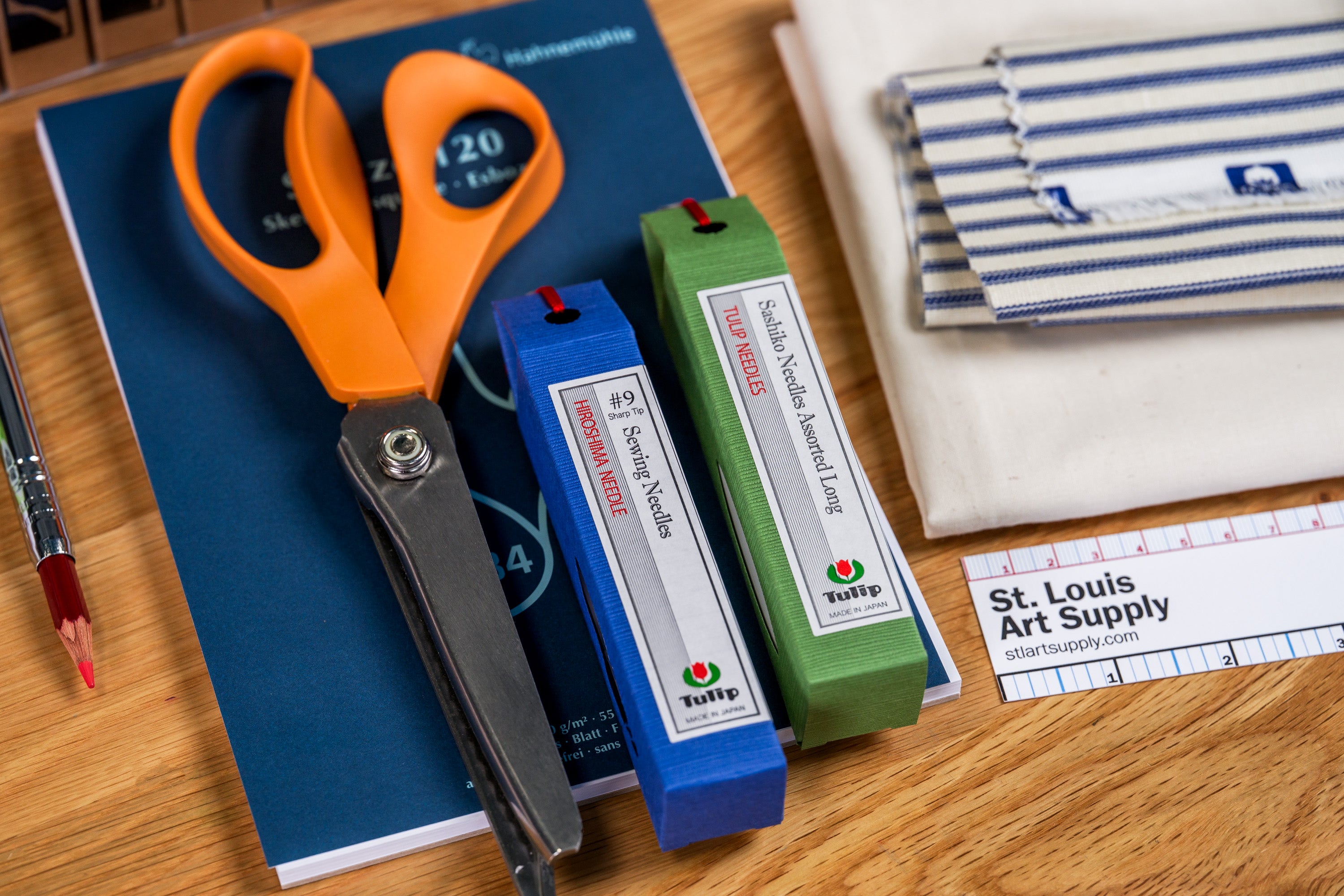 Tulip No. 9 Sewing Needles, Set of Eight