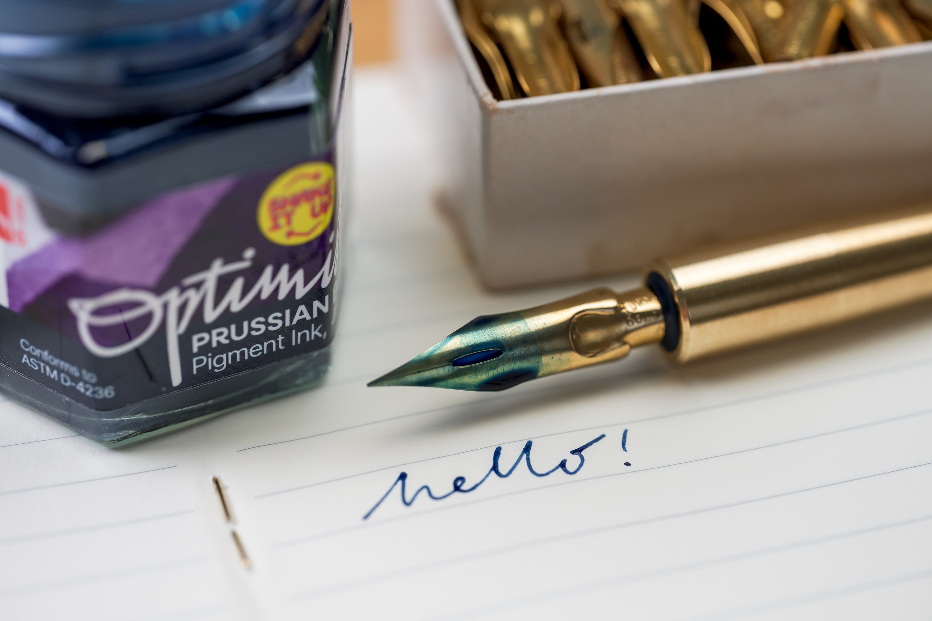 Turner & Harrison #739 Gold-Plated Falcon Pen (Vintage)