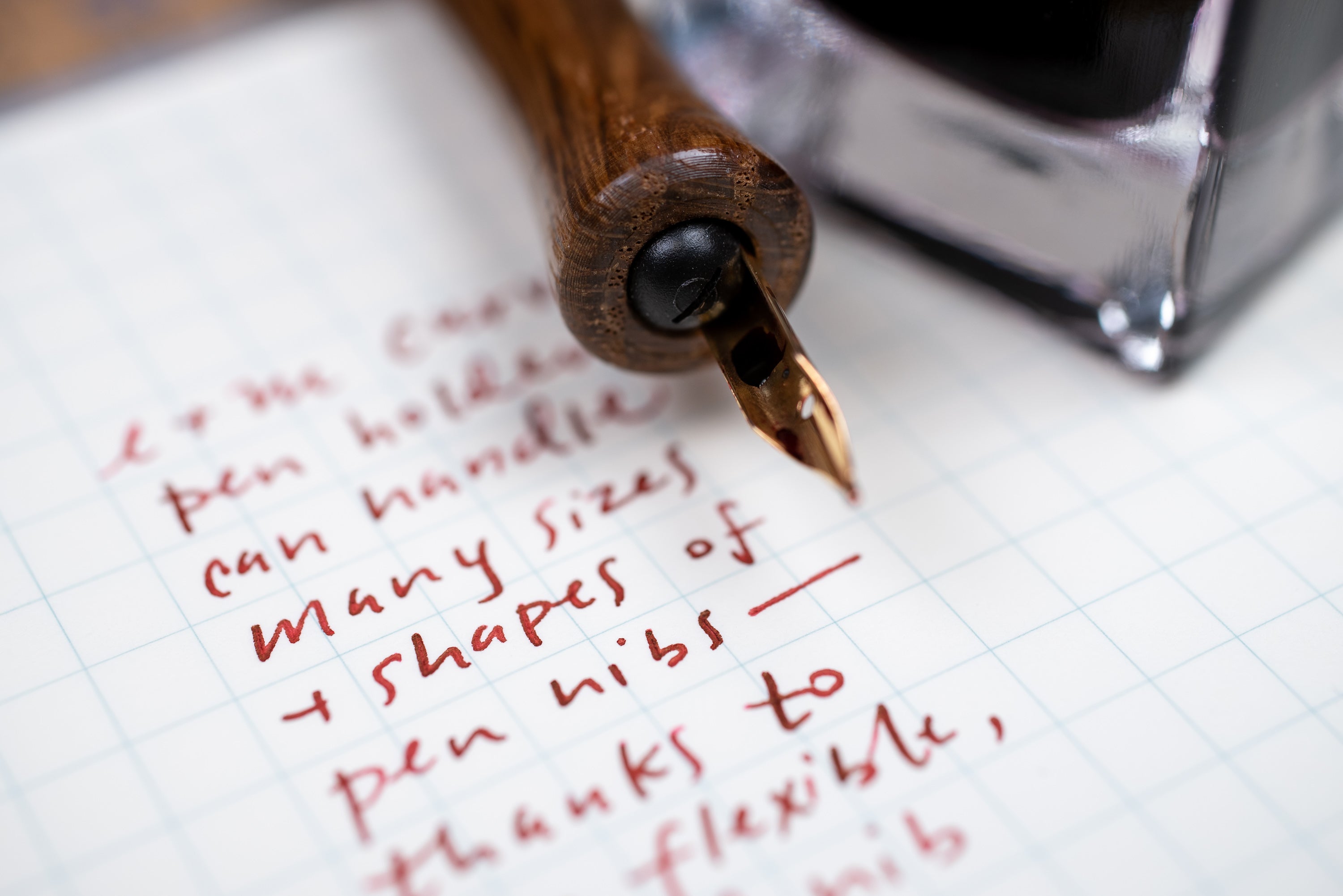 Curve Pen Holder, Aged Oak, with Leonardt #30 Nib