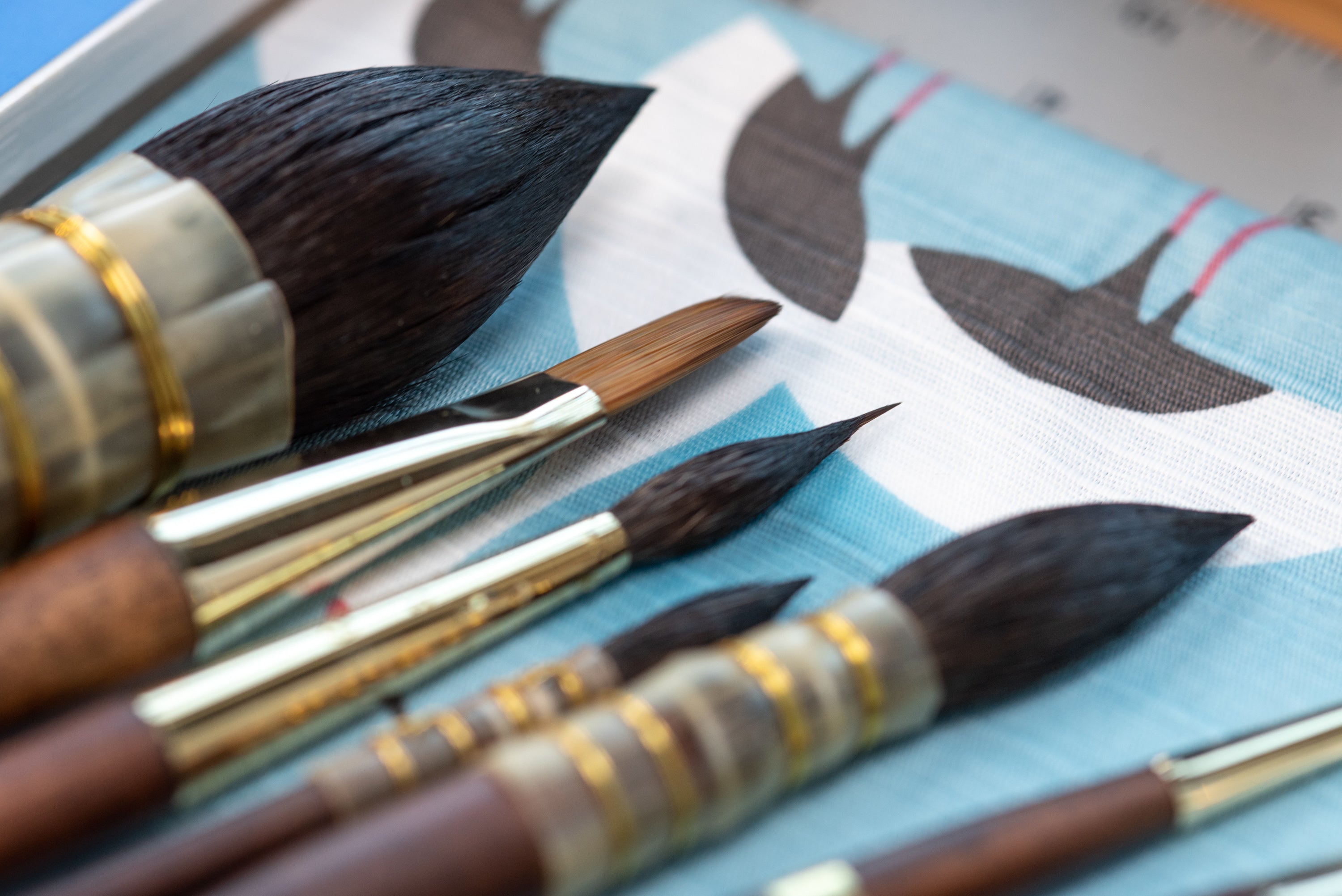 Isabey - Vintage Watercolor Brush, Petit Gris Pur, Tracer - St. Louis Art Supply