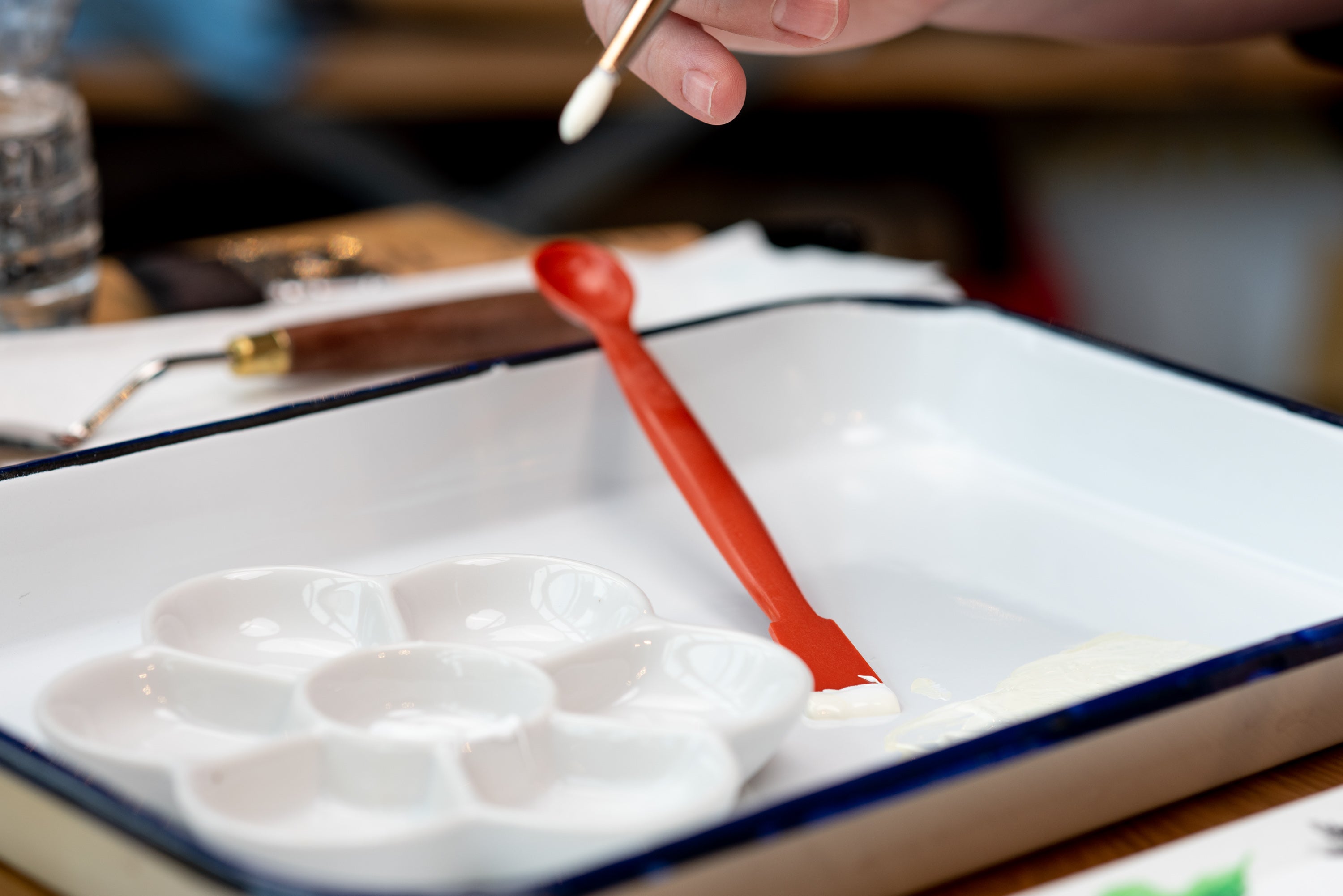 Kartell - Lab Spatula with Spoon, 180 mm - St. Louis Art Supply