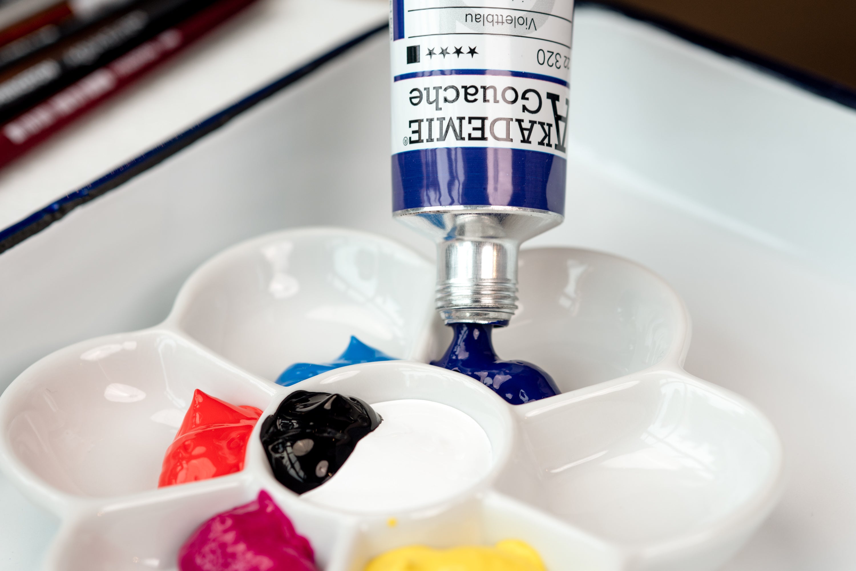 Schmincke - Küppers' Akademie Gouache, Jumbo Mixing Set of 8 - St. Louis Art Supply