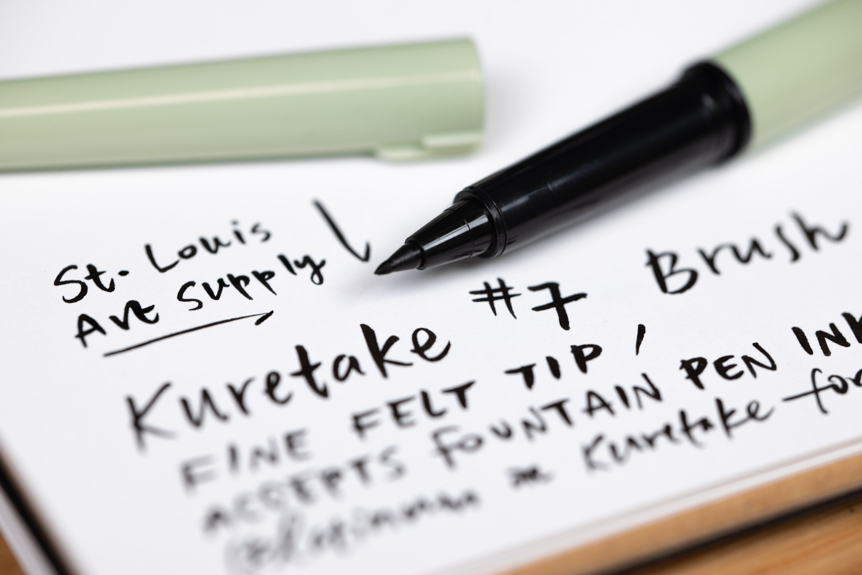 Kuretake #7 Firm Brush Tip Fountain Pen