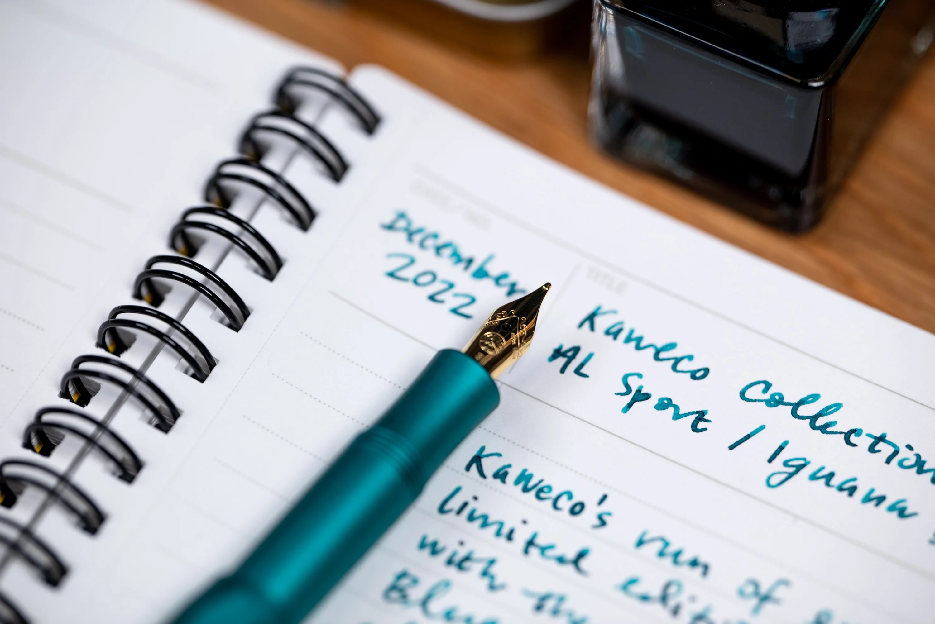 Mnemosyne #194 Notebook (B5 Lined)