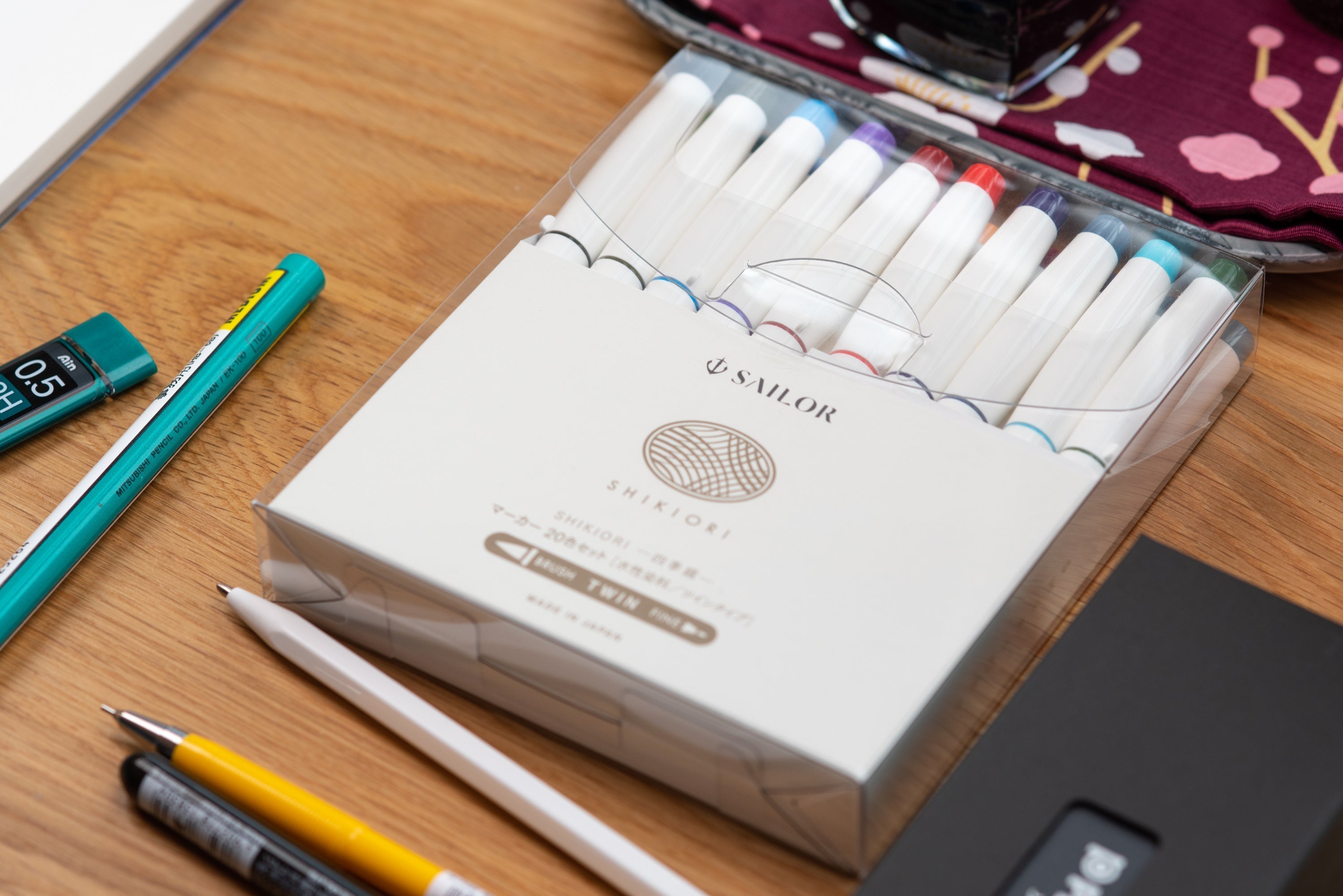 Sailor - Shikiori Brush Pens, #203 Nioisumire (Sweet Violet) - St. Louis Art Supply